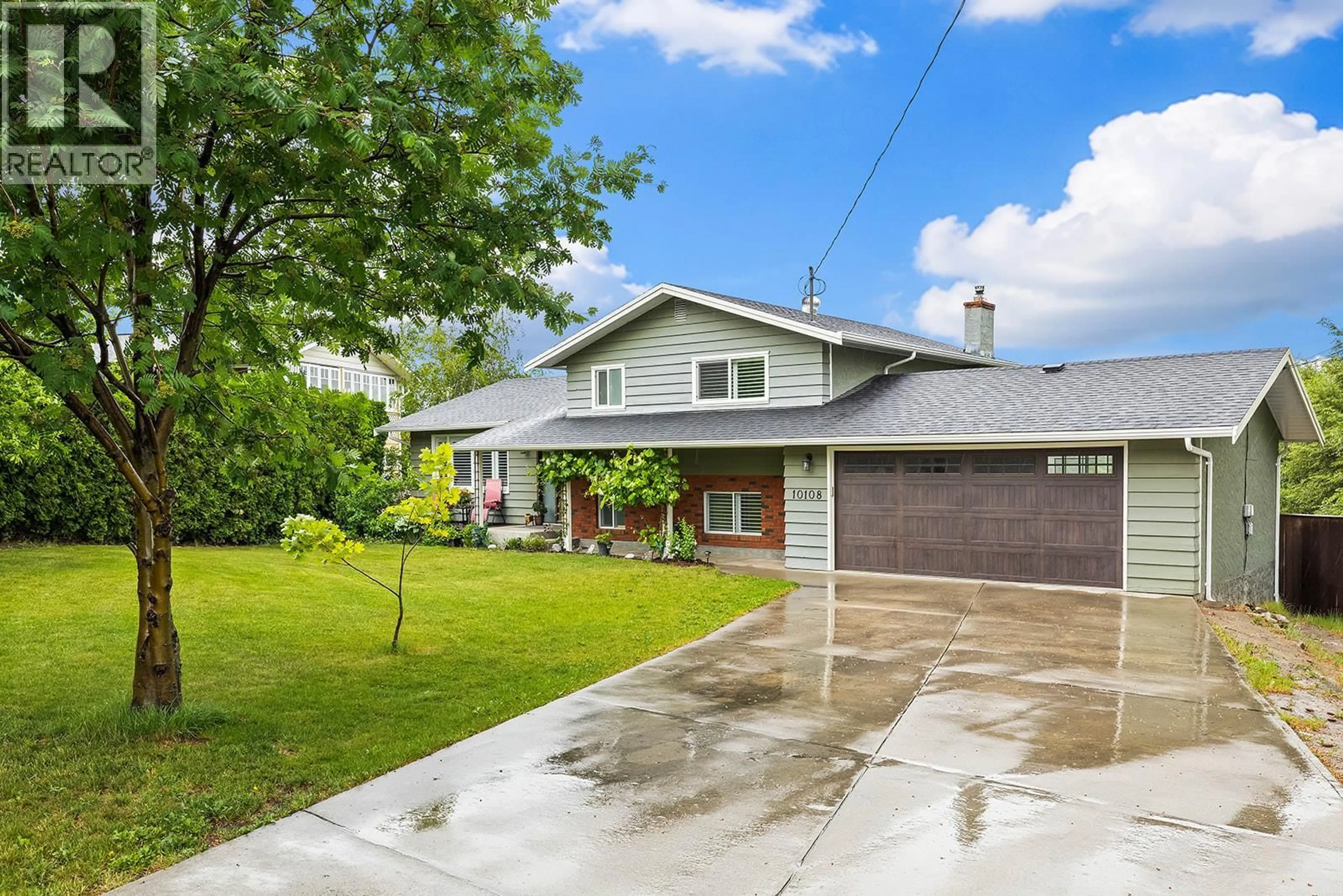 Home with vinyl exterior material, street for 10108 KEL VERN CRESCENT, Lake Country British Columbia V4V1L3