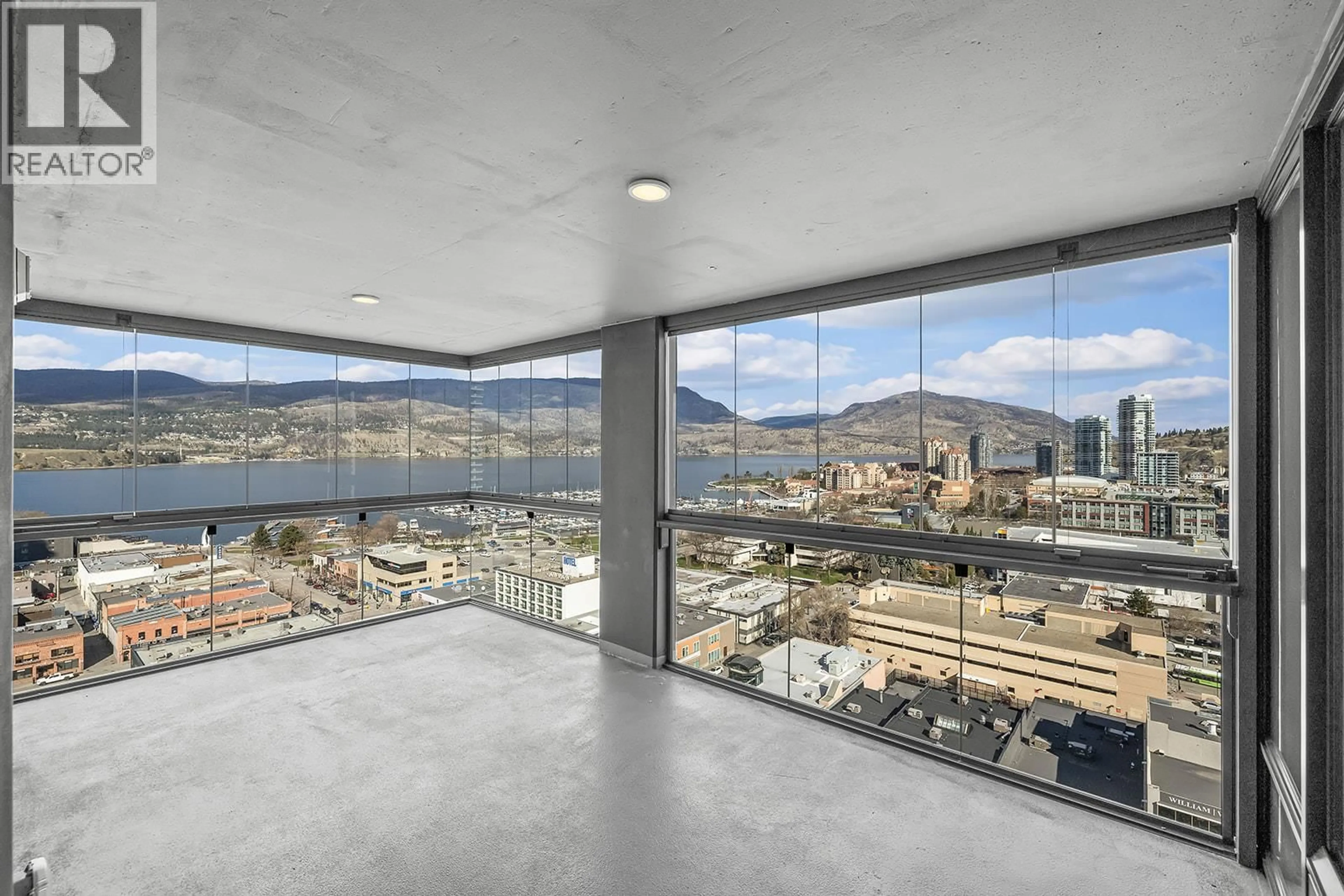 Indoor foyer for 1909 - 1588 ELLIS STREET, Kelowna British Columbia V1Y8L1