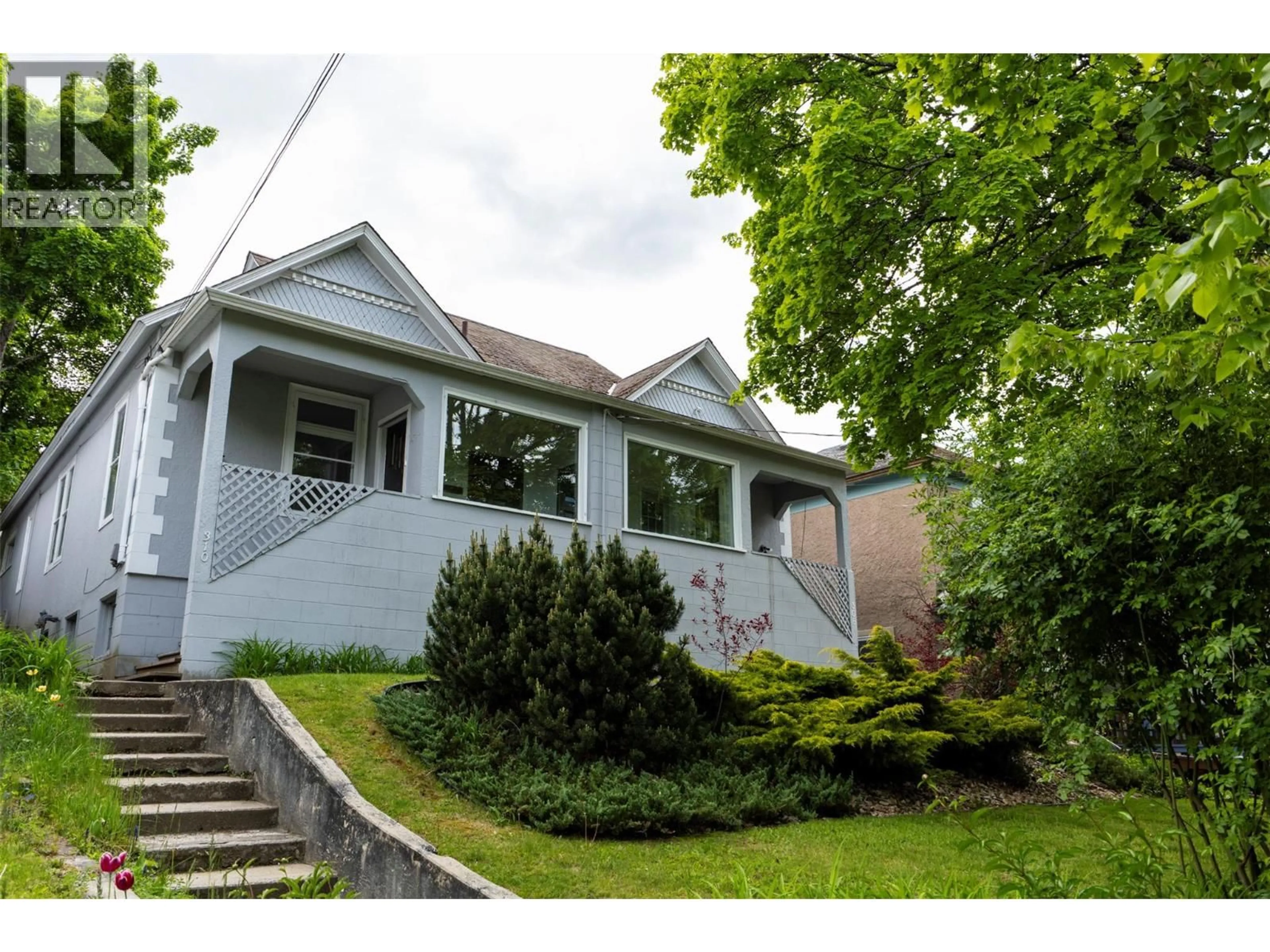 Home with vinyl exterior material, street for 308/310 CARBONATE STREET, Nelson British Columbia V1L4P2
