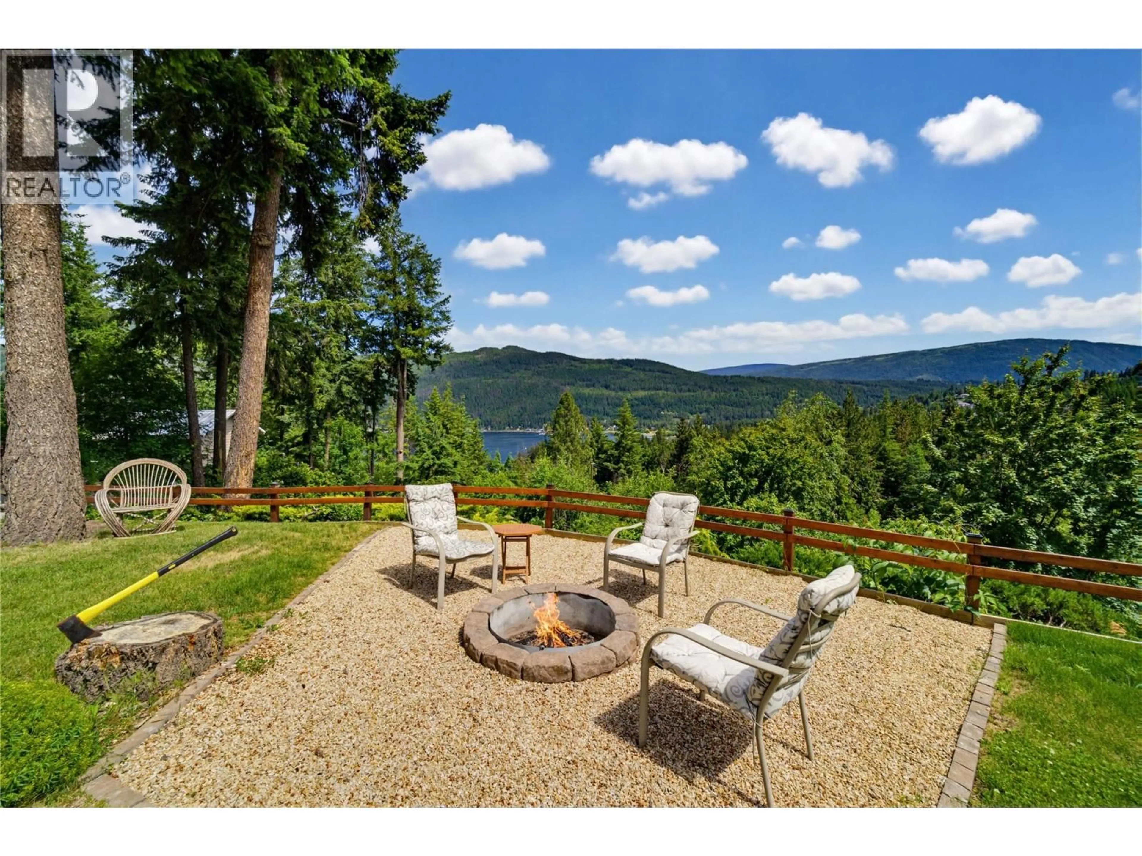 Patio, water/lake/river/ocean view for 2414 FOREST DRIVE, Blind Bay British Columbia V0E1H2