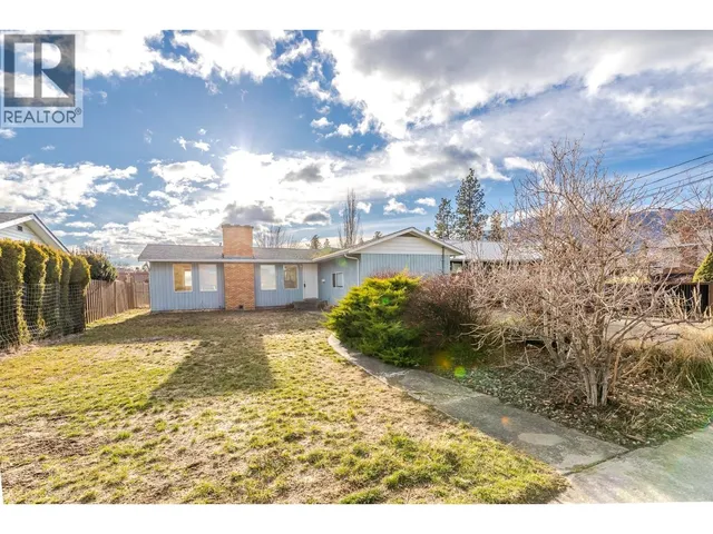 126 LEE AVENUE, Penticton 2
