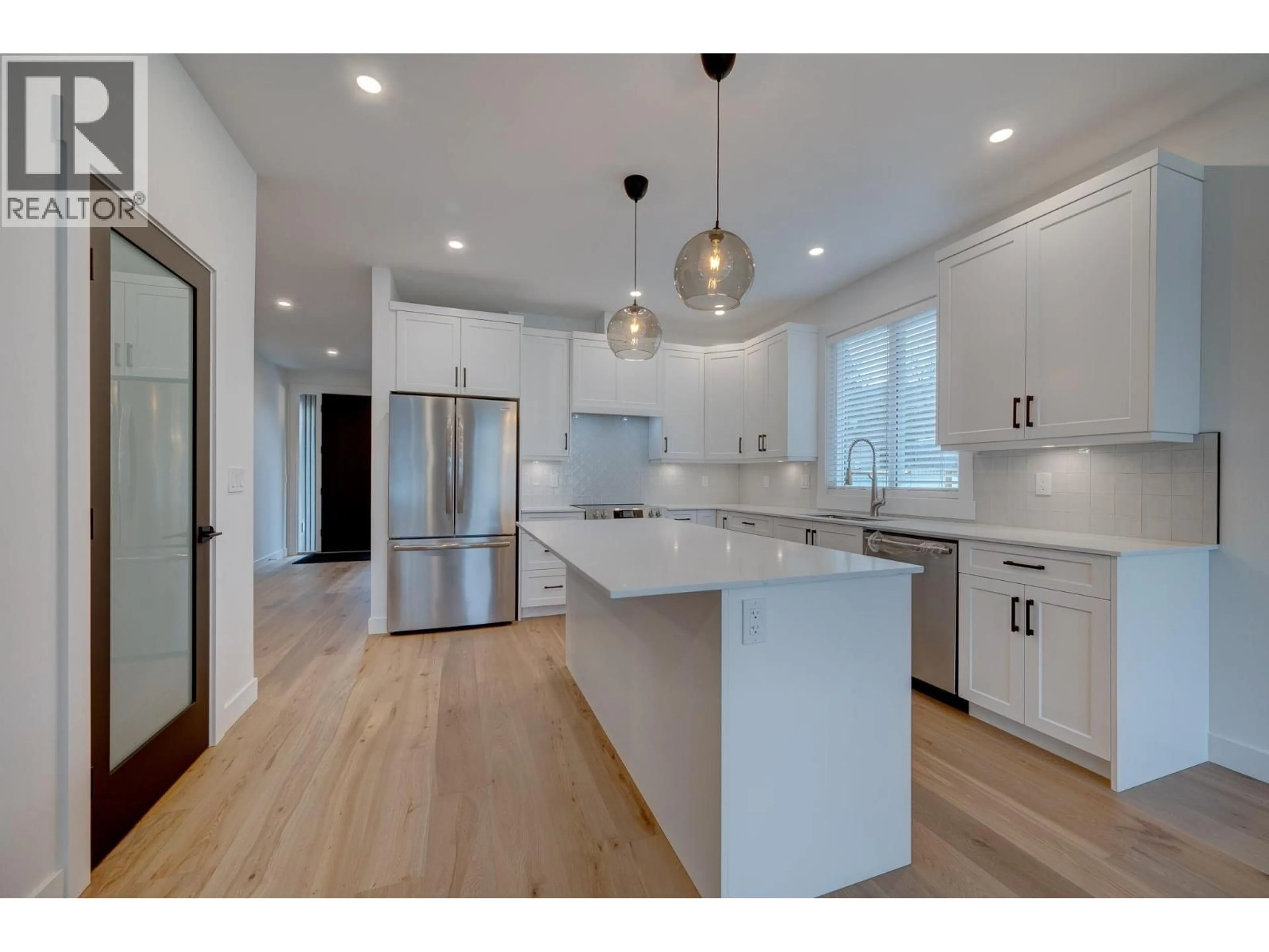 Open concept kitchen, unknown for 2244 VALLEYVIEW DRIVE, Kamloops British Columbia V2C4C7