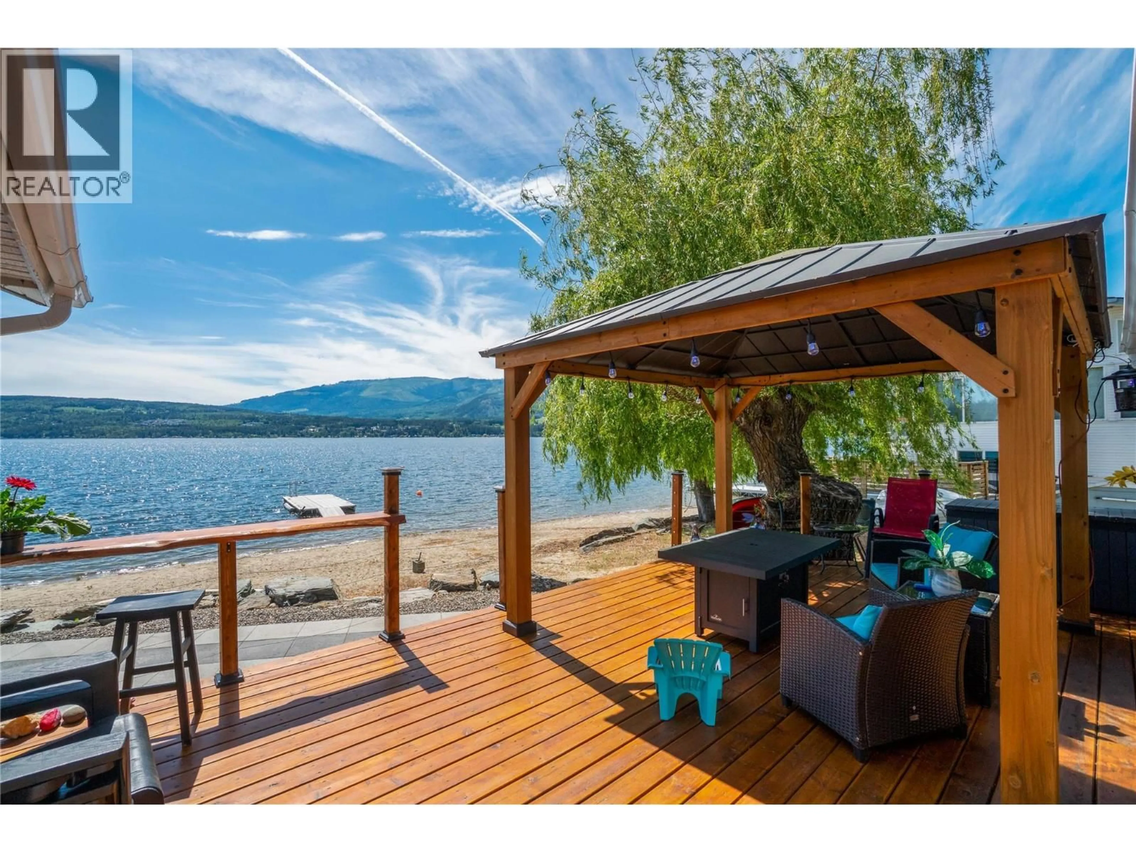 Patio, water/lake/river/ocean view for 3572 HILLIAM FRONTAGE ROAD, Scotch Creek British Columbia V0E1M5