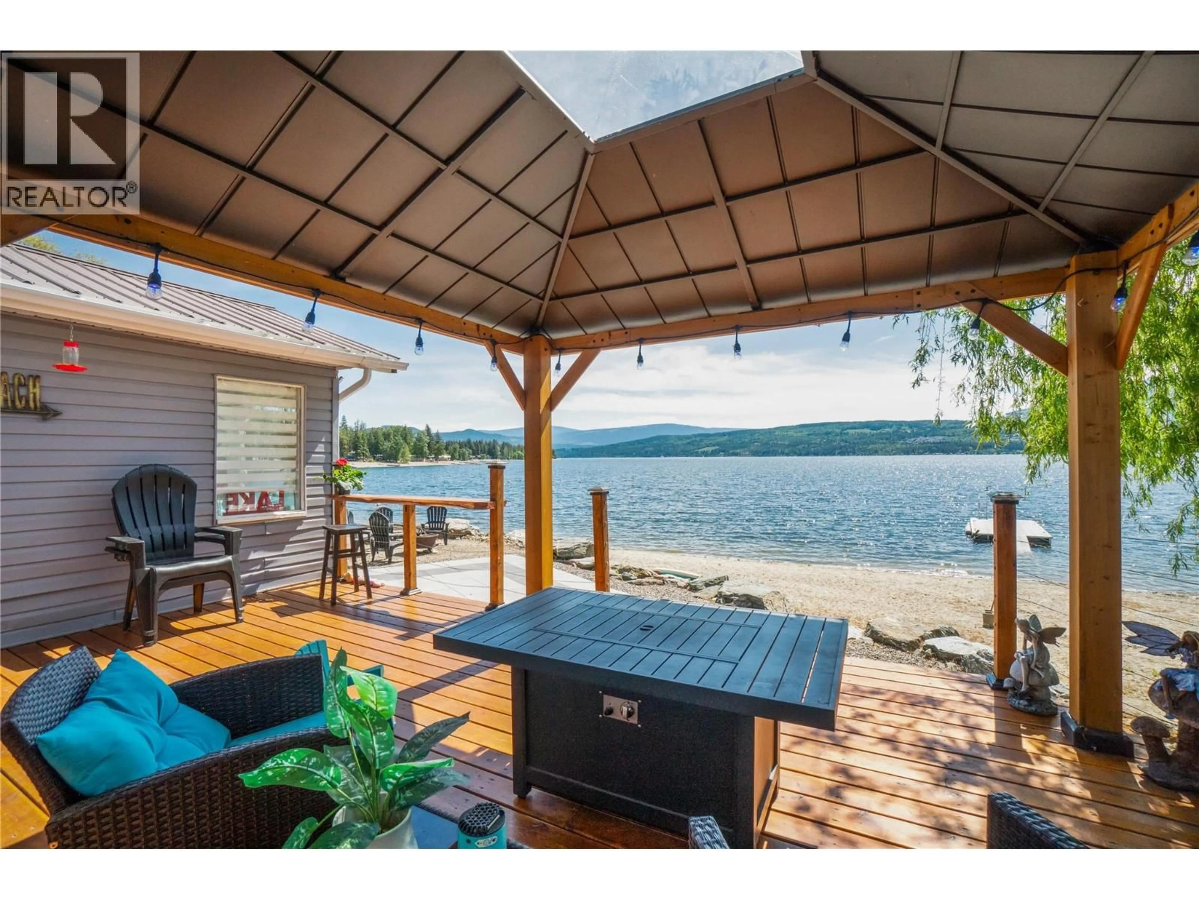 Patio, water/lake/river/ocean view for 3572 HILLIAM FRONTAGE ROAD, Scotch Creek British Columbia V0E1M5