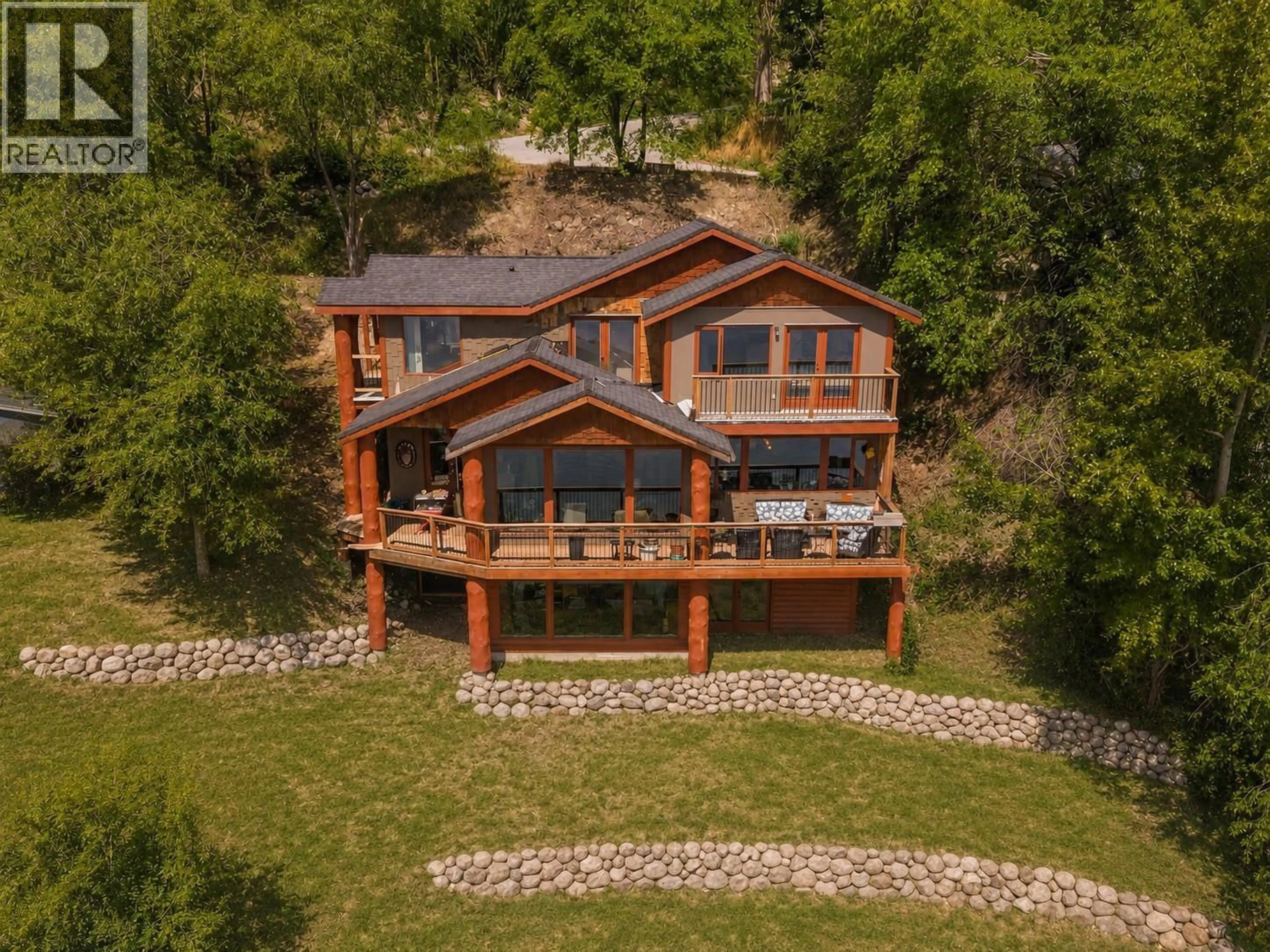 A pic from outside/outdoor area/front of a property/back of a property/a pic from drone, water/lake/river/ocean view for 6261 RENFREW ROAD, Peachland British Columbia V0H1X7
