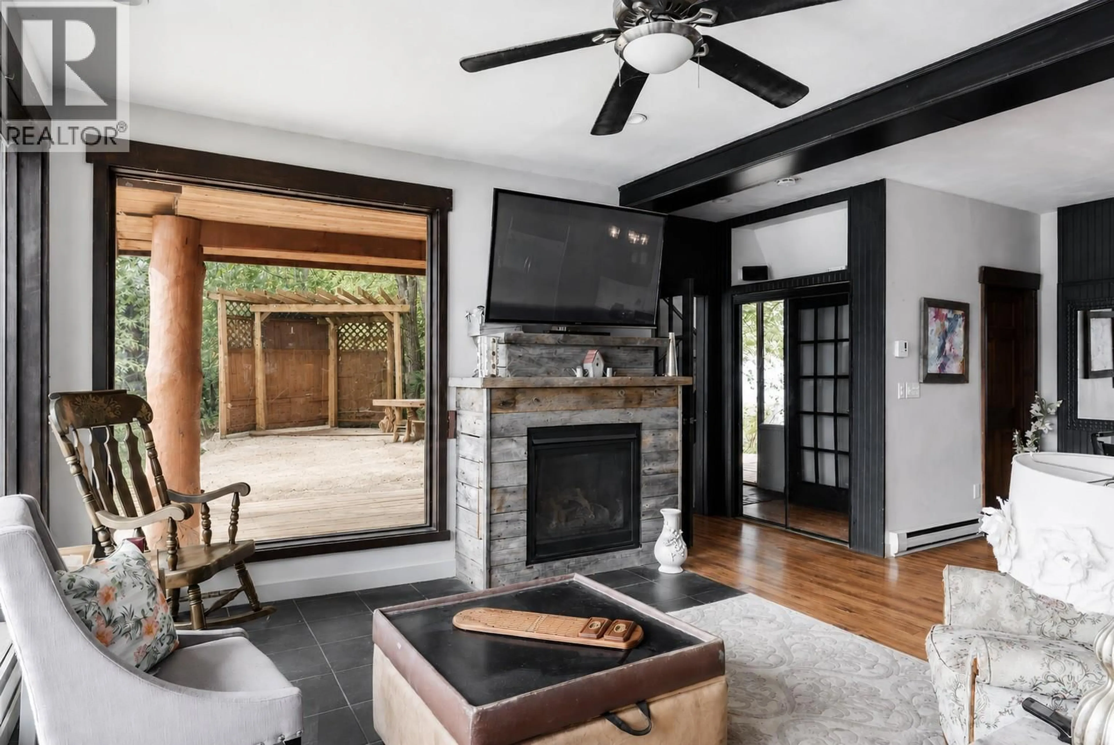 Living room with furniture, unknown for 6261 RENFREW ROAD, Peachland British Columbia V0H1X7