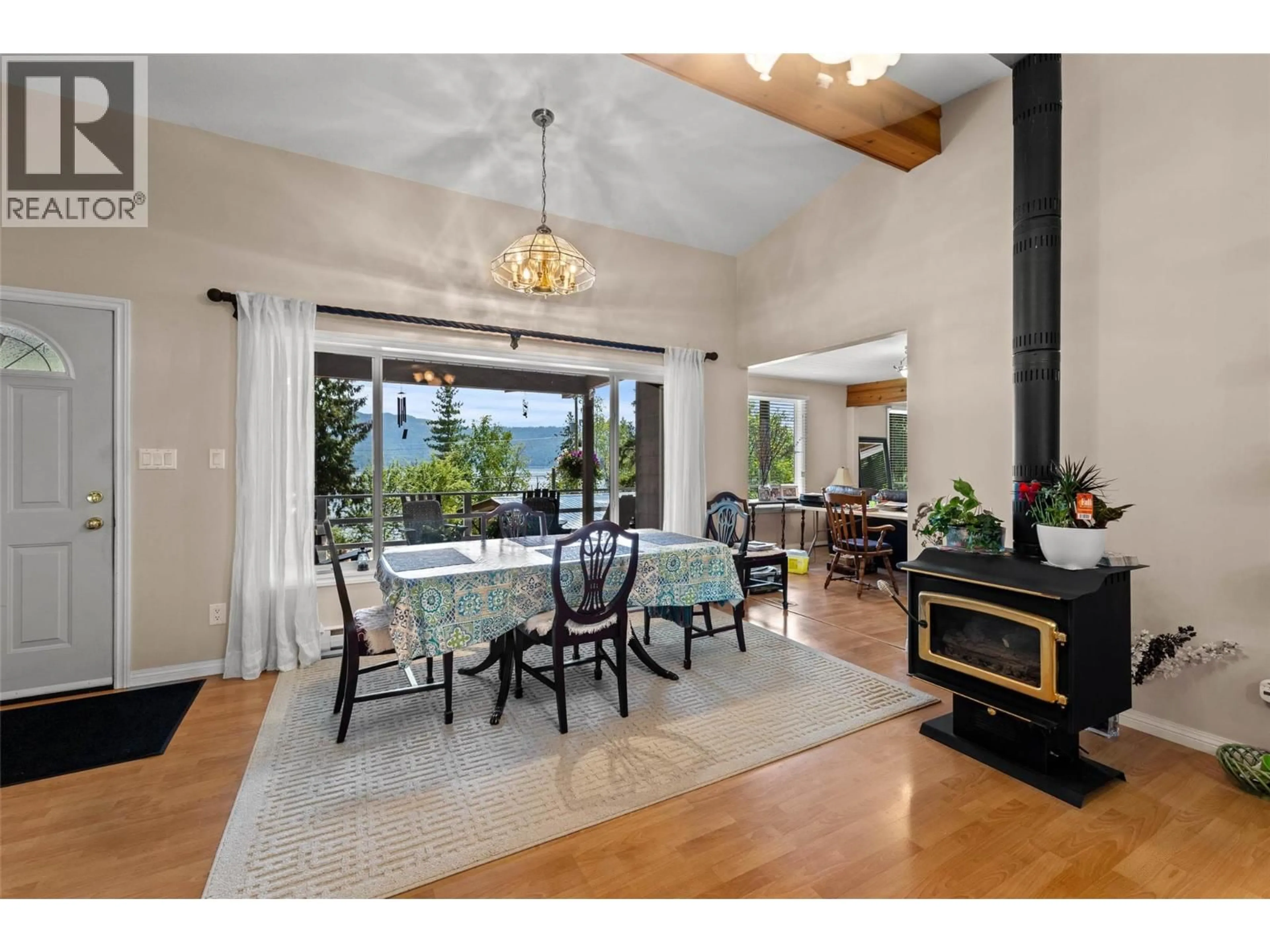 Dining room, unknown for 6297 SQUILAX-ANGLEMONT ROAD, Magna Bay British Columbia V0E1M7