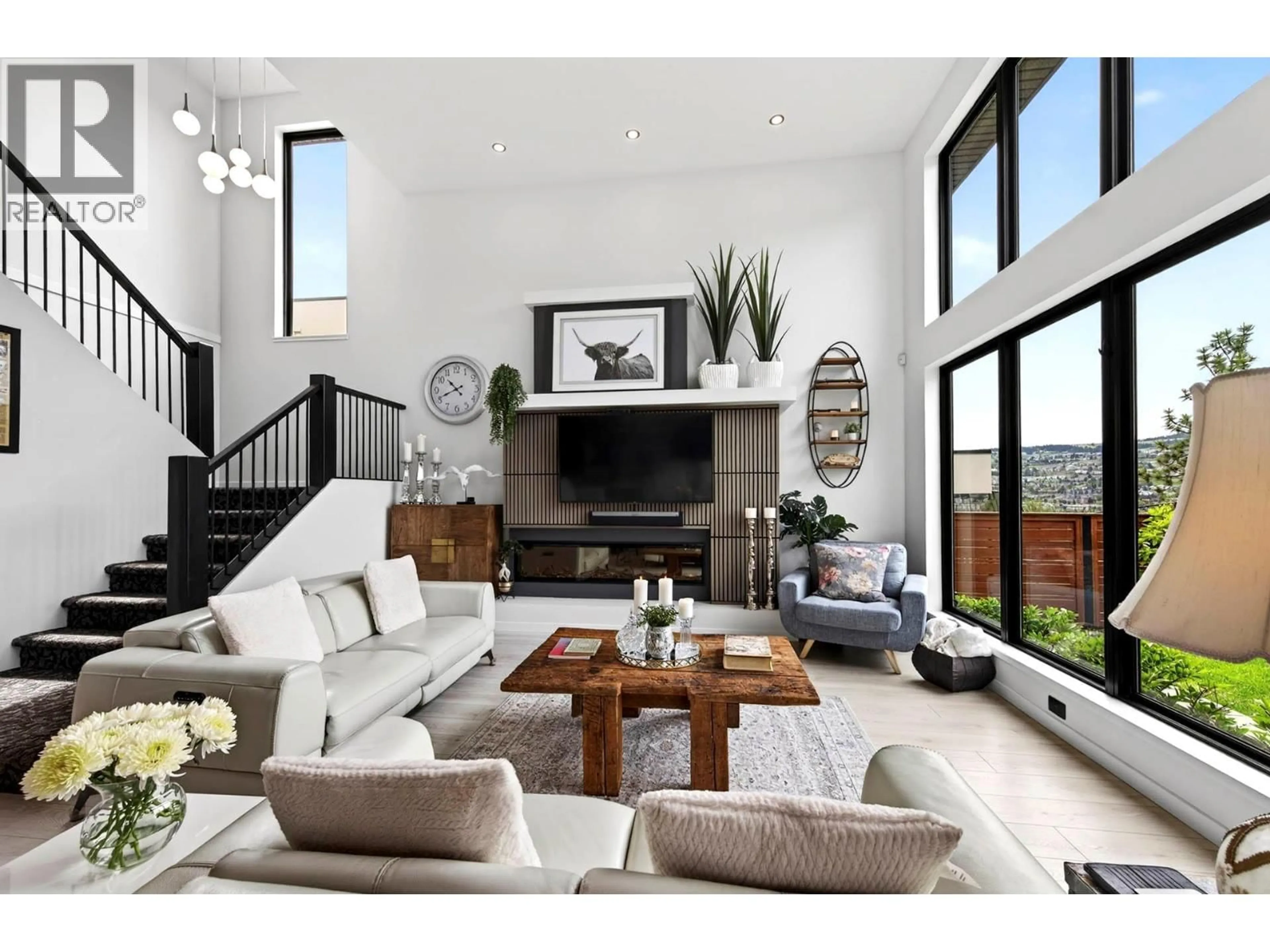 Living room with furniture, unknown for 1324 PRAIRIE ROSE DRIVE, Kamloops British Columbia V2E0C5