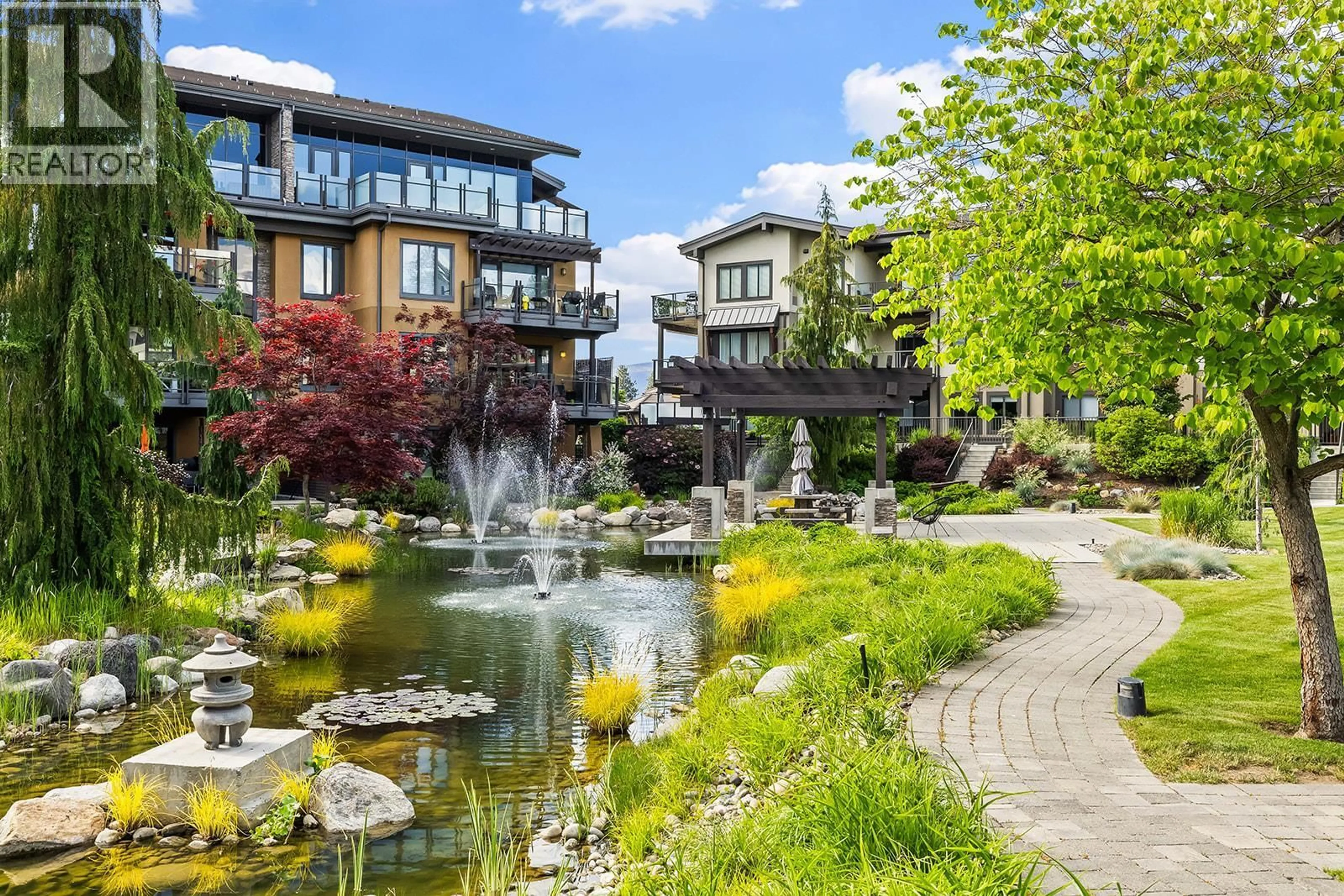 Patio, water/lake/river/ocean view for 205 - 580 SARSONS ROAD, Kelowna British Columbia V1W5H5