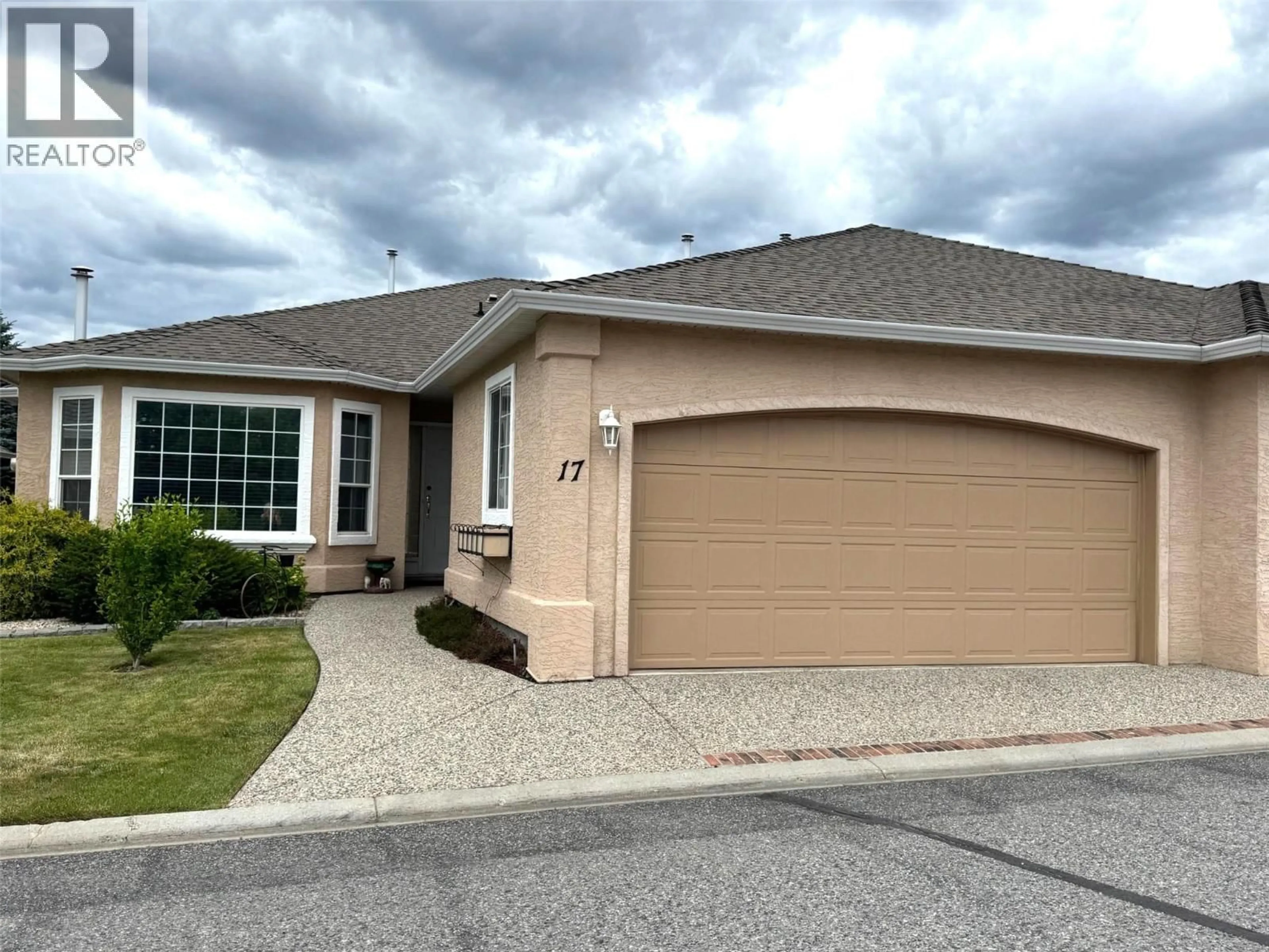 Home with vinyl exterior material, street for 17 - 2250 LOUIE DRIVE, West Kelowna British Columbia V4T2M6