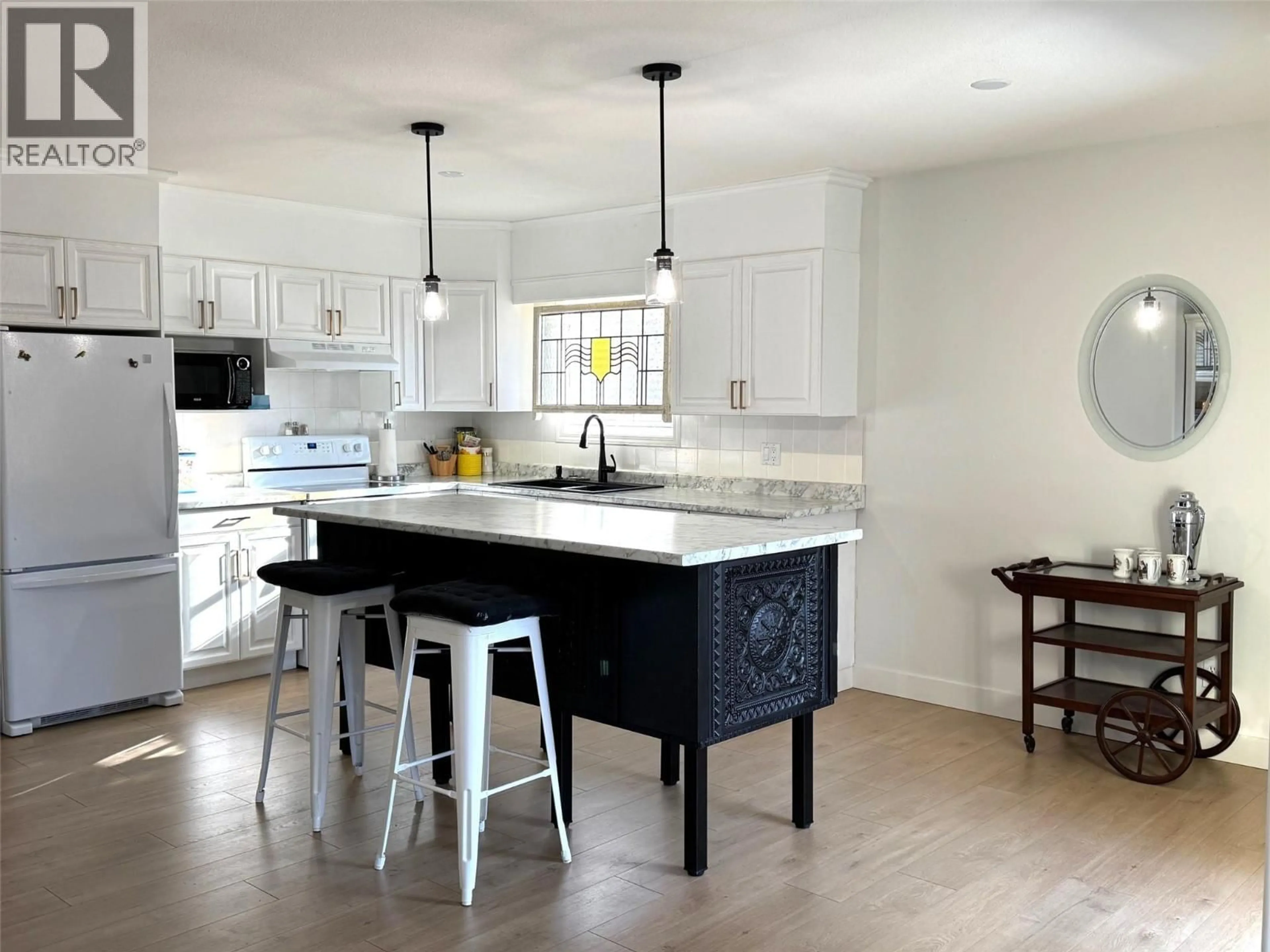 Open concept kitchen, unknown for 17 - 2250 LOUIE DRIVE, West Kelowna British Columbia V4T2M6