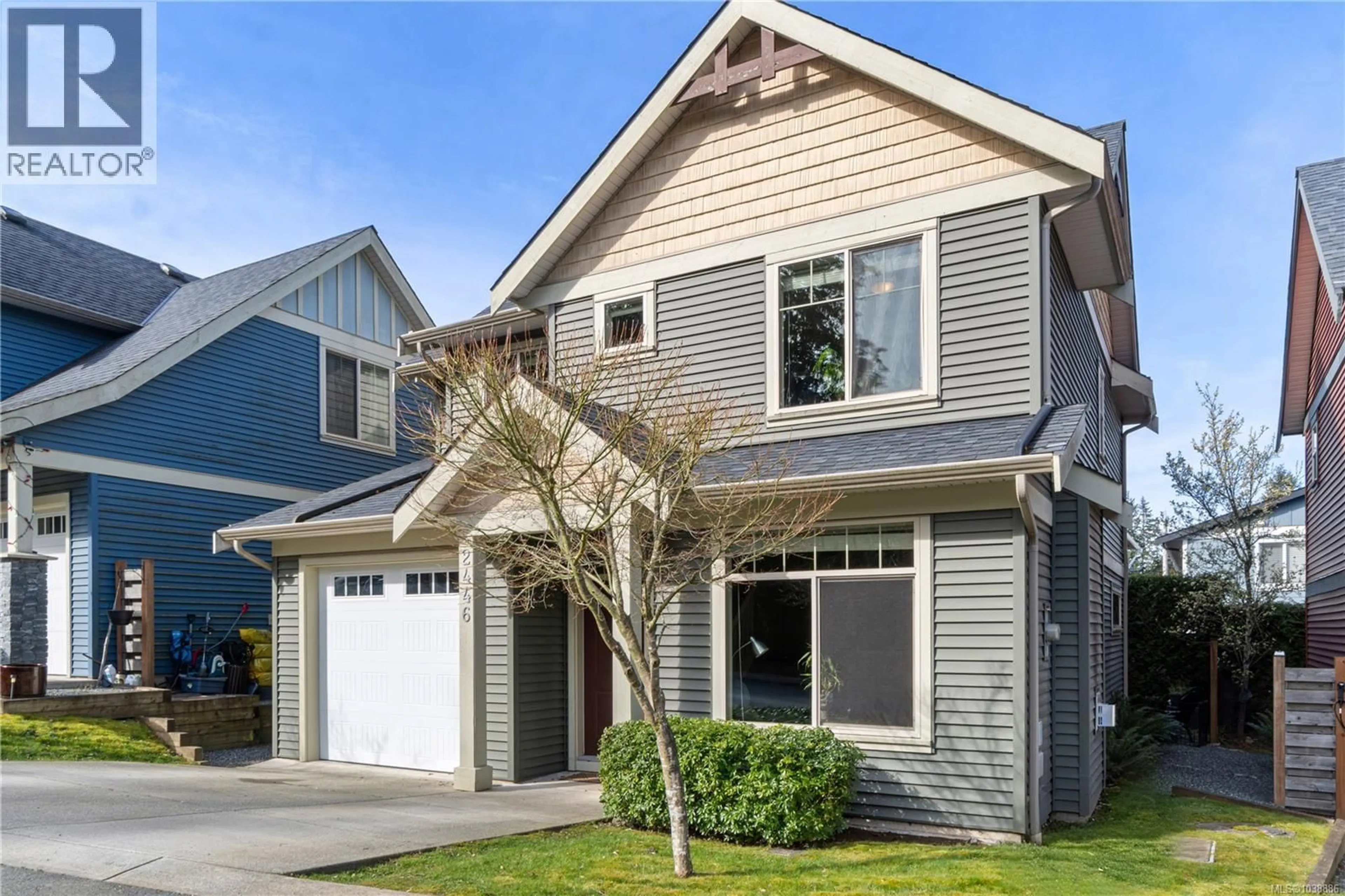 Home with vinyl exterior material, street for 2446 YORK CRESCENT, Nanaimo British Columbia V9T4N6