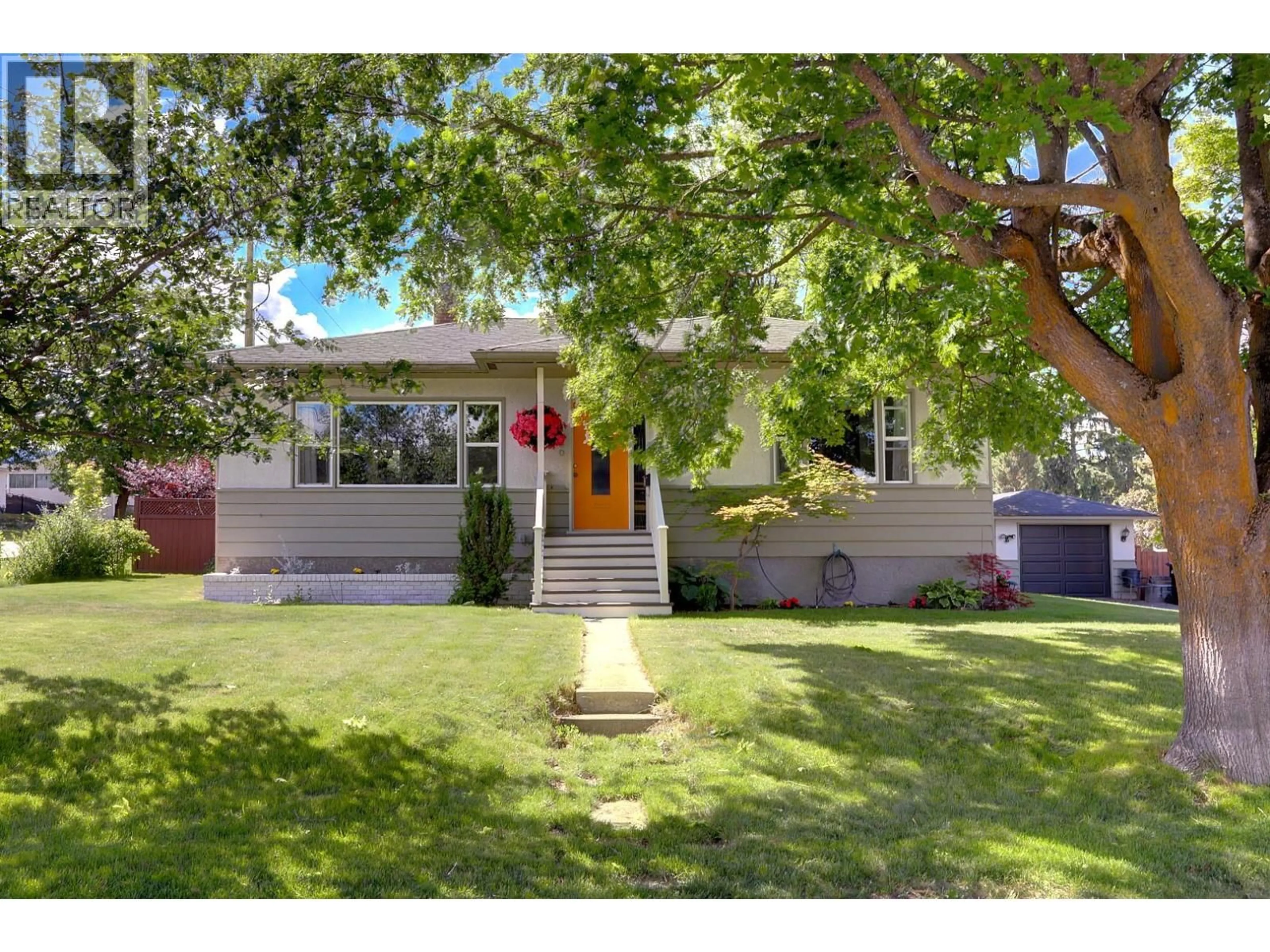 A pic from outside/outdoor area/front of a property/back of a property/a pic from drone, street for 1800 30TH AVENUE, Vernon British Columbia V1T2A5