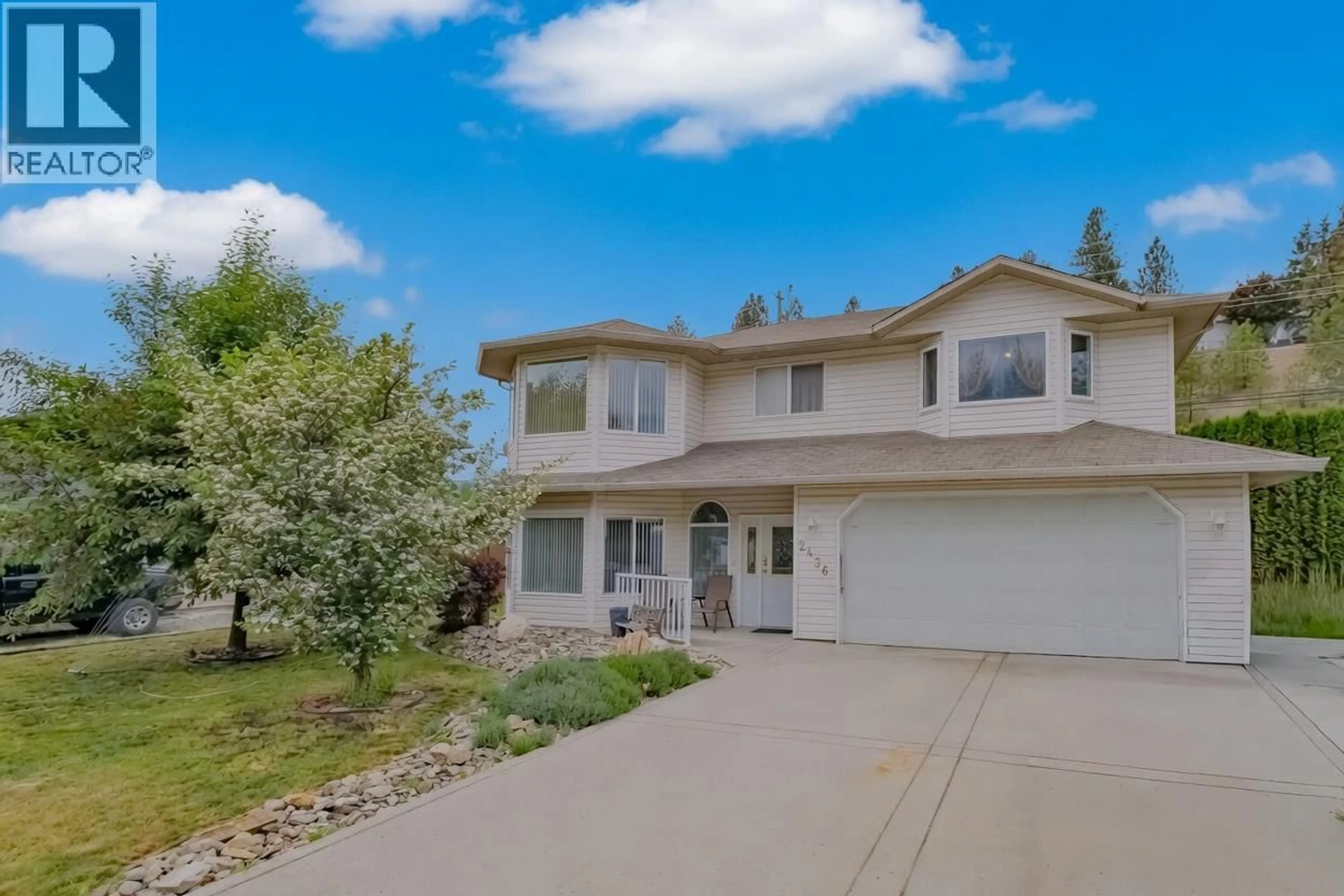 Home with vinyl exterior material, water/lake/river/ocean view for 2436 ASQUITH COURT, West Kelowna British Columbia V4T2P6
