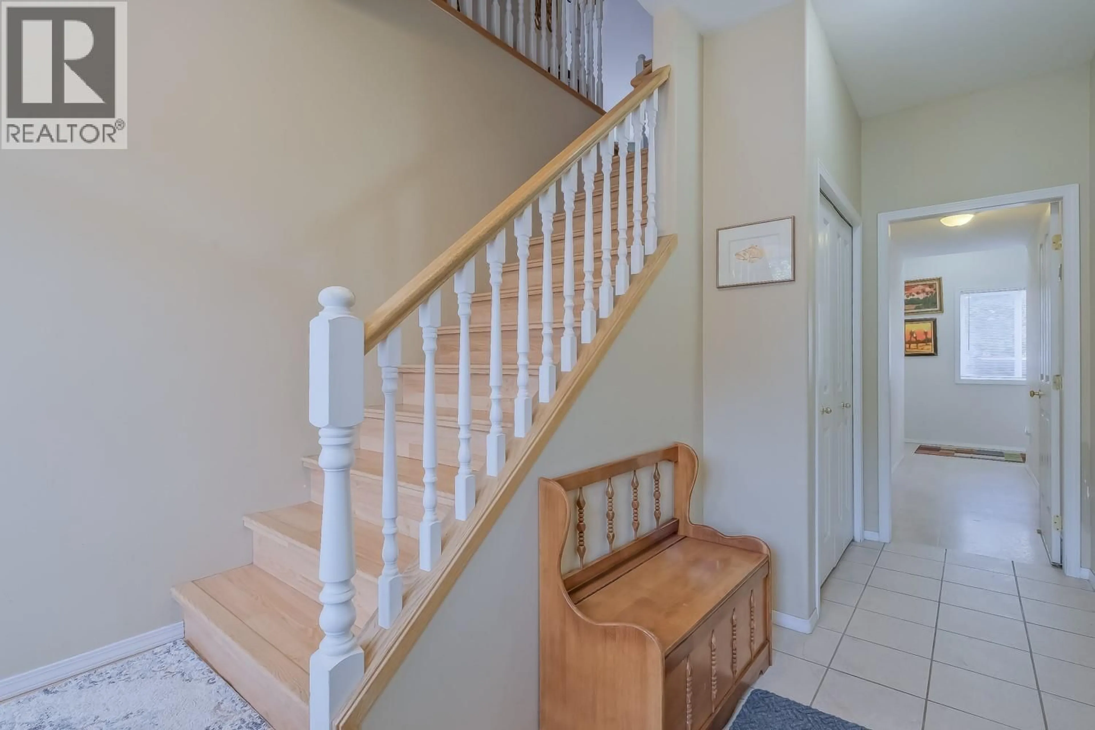Indoor foyer for 2436 ASQUITH COURT, West Kelowna British Columbia V4T2P6