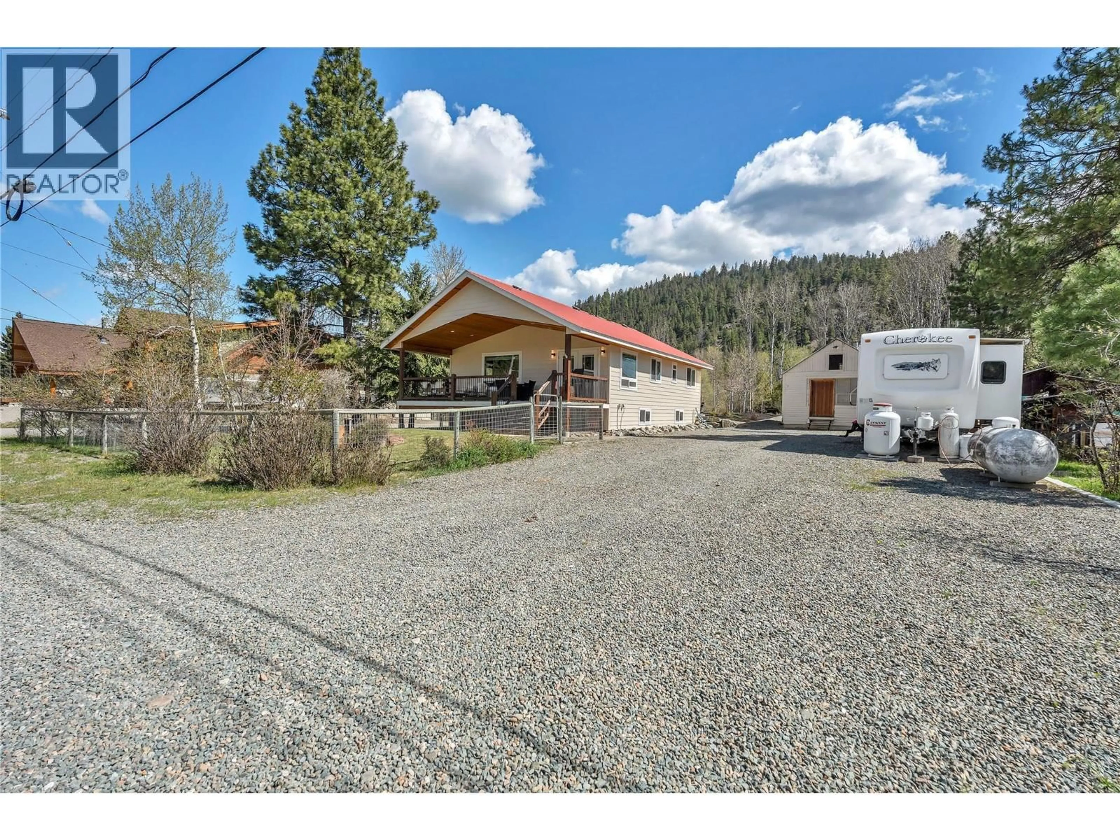 A pic from outside/outdoor area/front of a property/back of a property/a pic from drone, mountain view for 2657 NICOLA AVENUE, Tulameen British Columbia V0X1W0