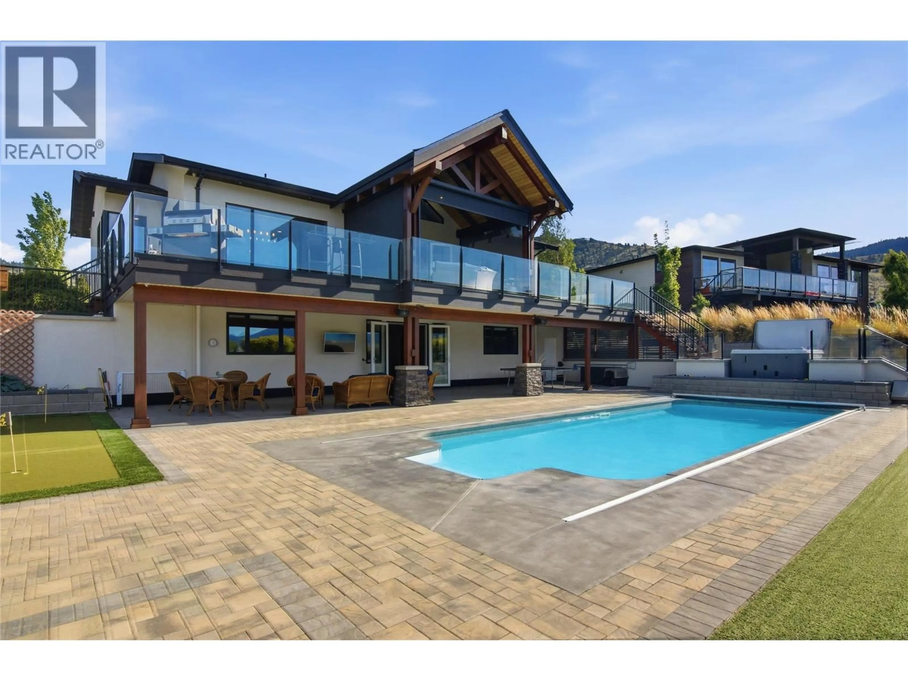 Pool for 176 RUE CHEVAL NOIR STREET, Kamloops British Columbia V1S0B3