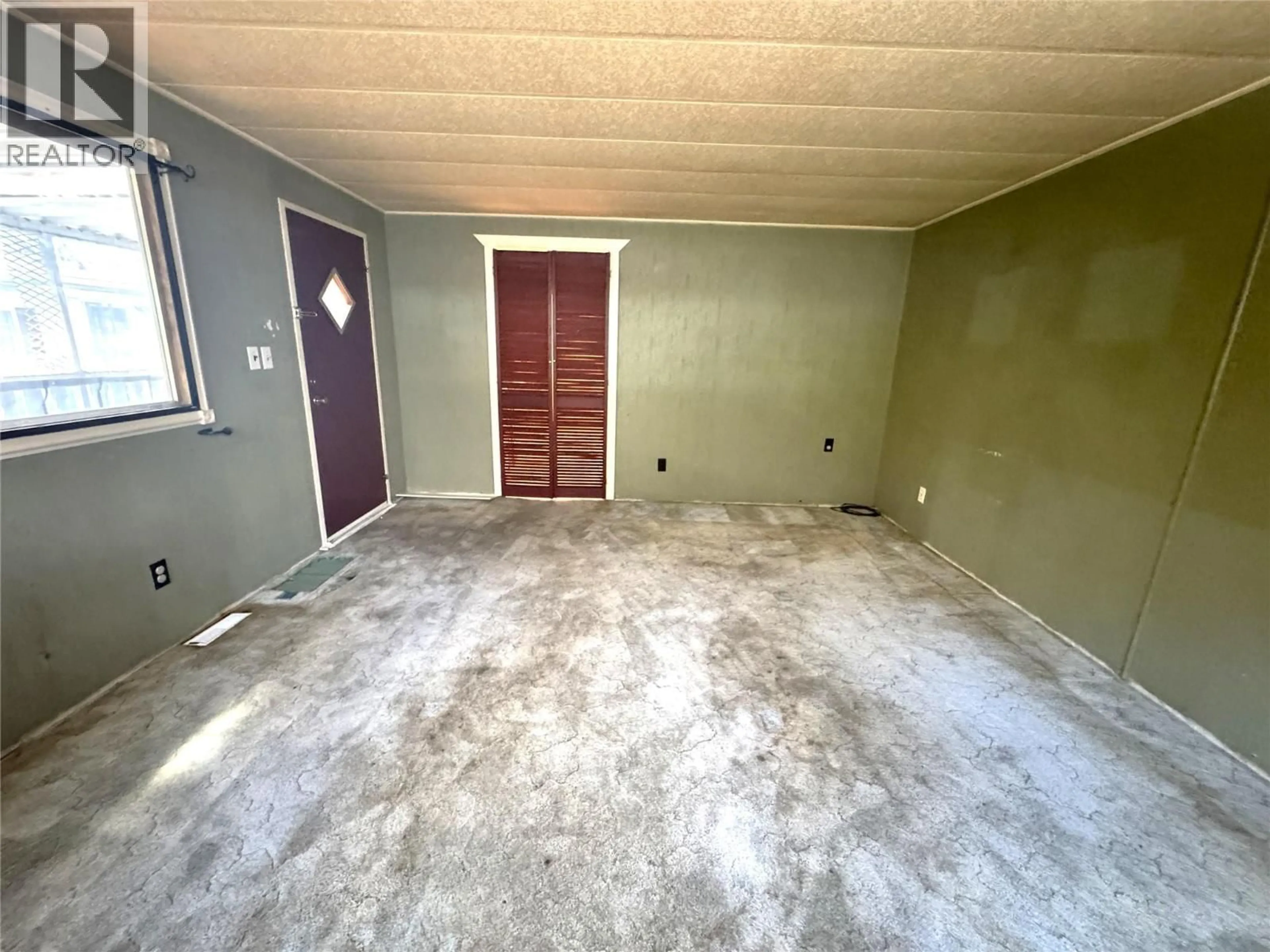 A pic of a room for 30 - 8487 97 HIGHWAY, Oliver British Columbia V0H1T2