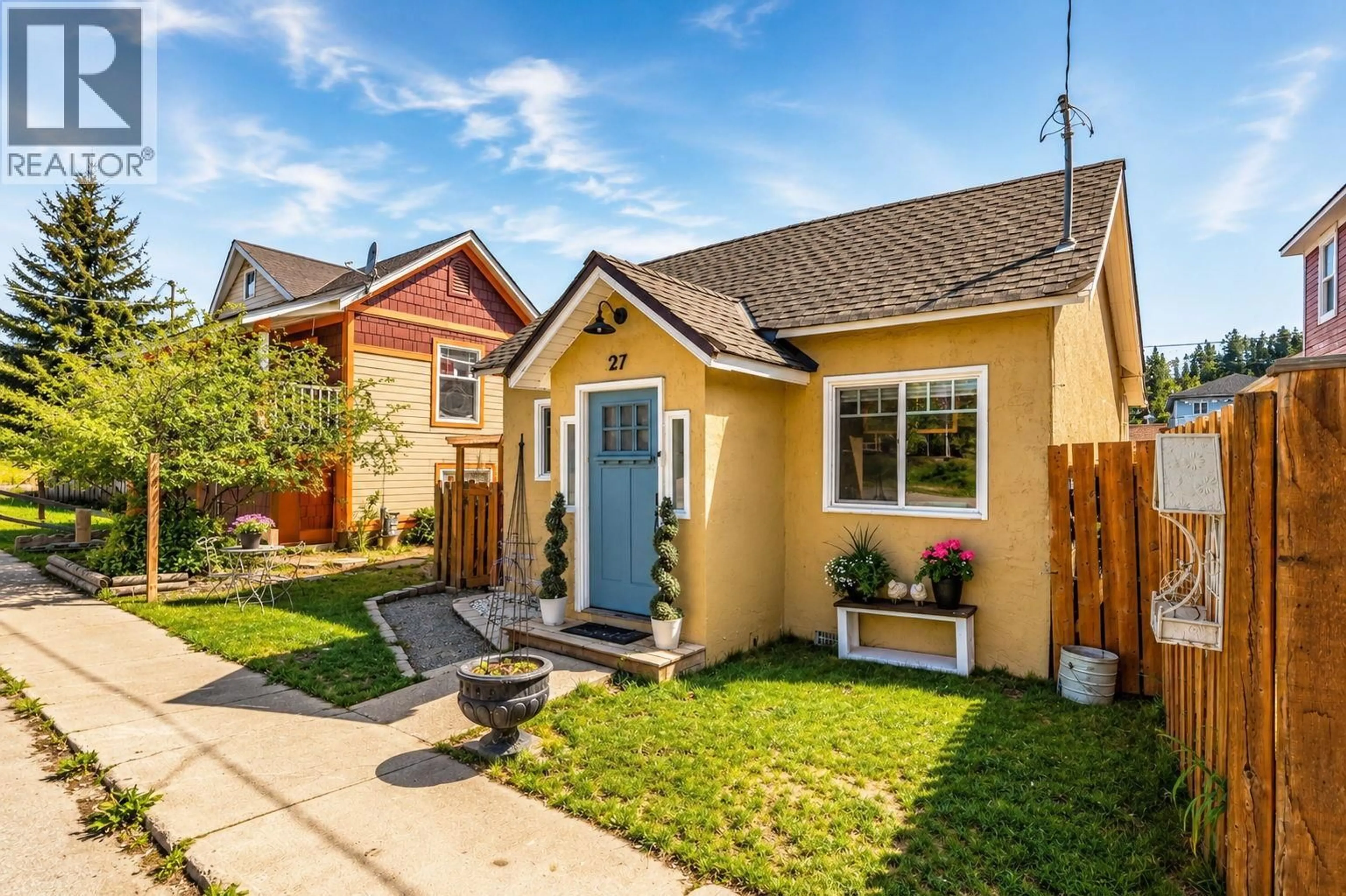 Home with vinyl exterior material, street for 27 KENLEY AVENUE, Princeton British Columbia V0X1W0