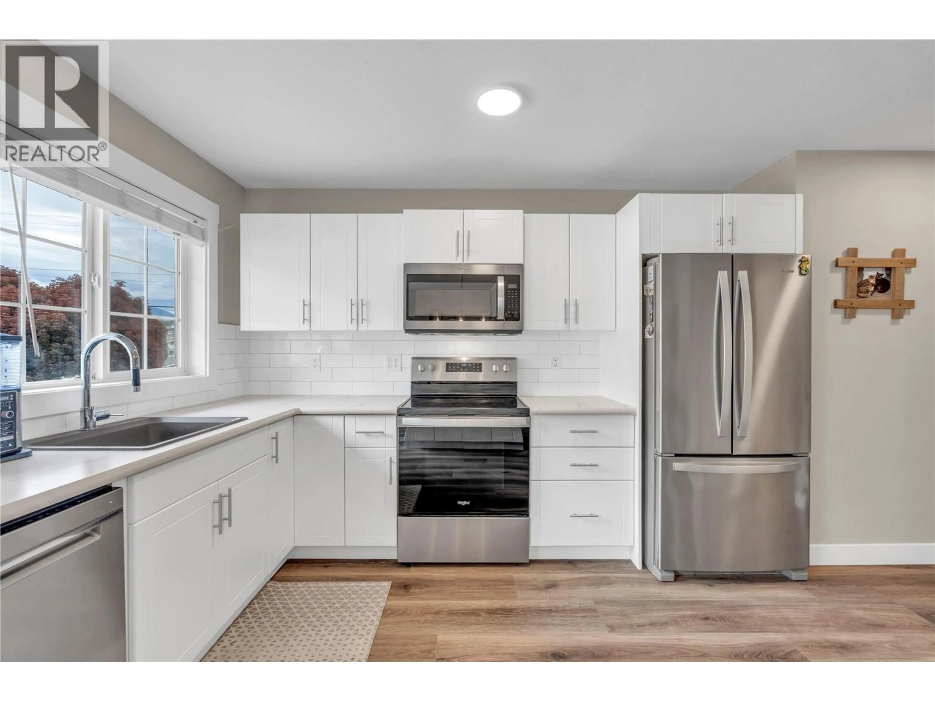 Open concept kitchen, unknown for 106 - 3145 WILSON STREET, Penticton British Columbia V2A5Y6