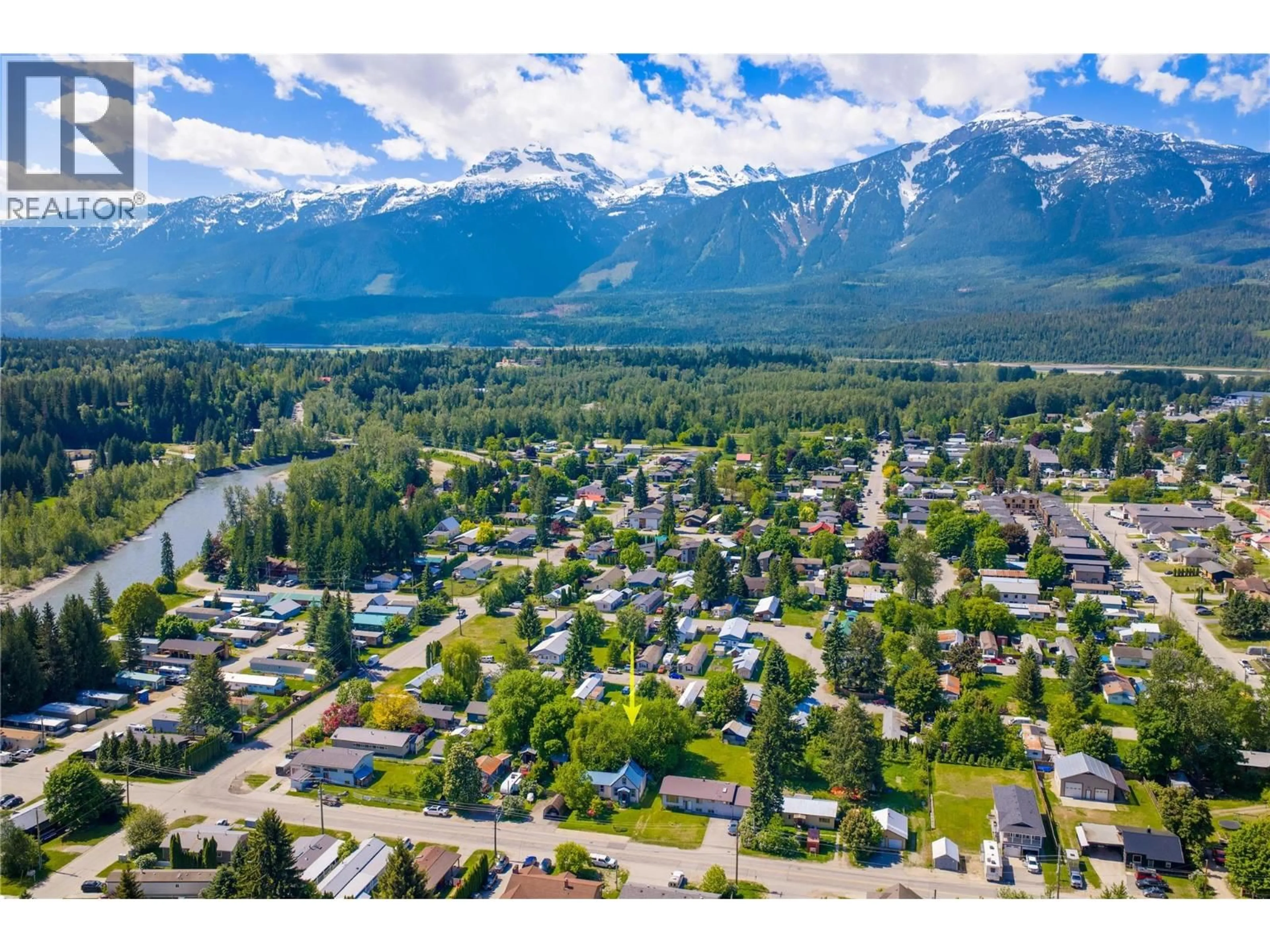 Unknown for 1105 OSCAR STREET, Revelstoke British Columbia V0E2S0