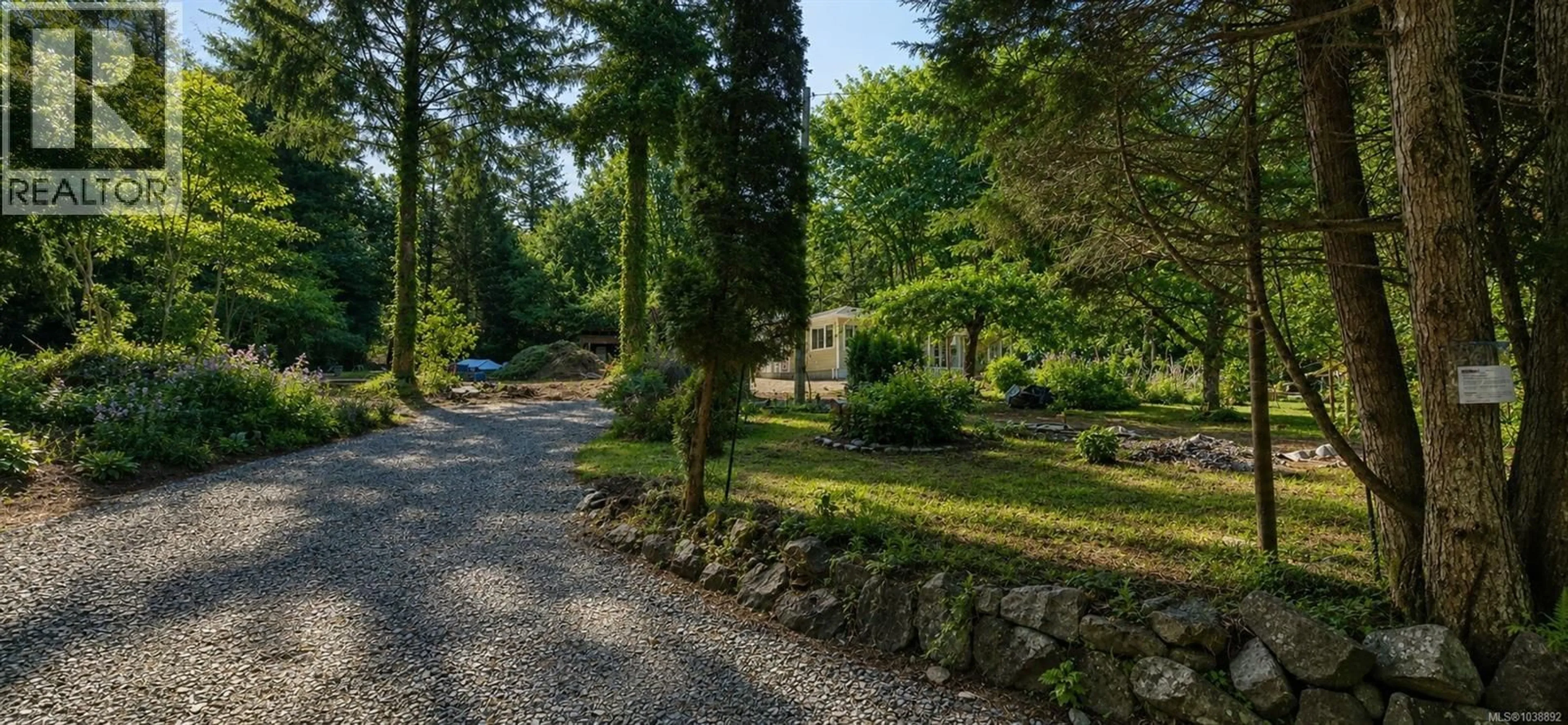 Patio, street for 7421 WESTHOLME ROAD, Westholme British Columbia V0R3C0