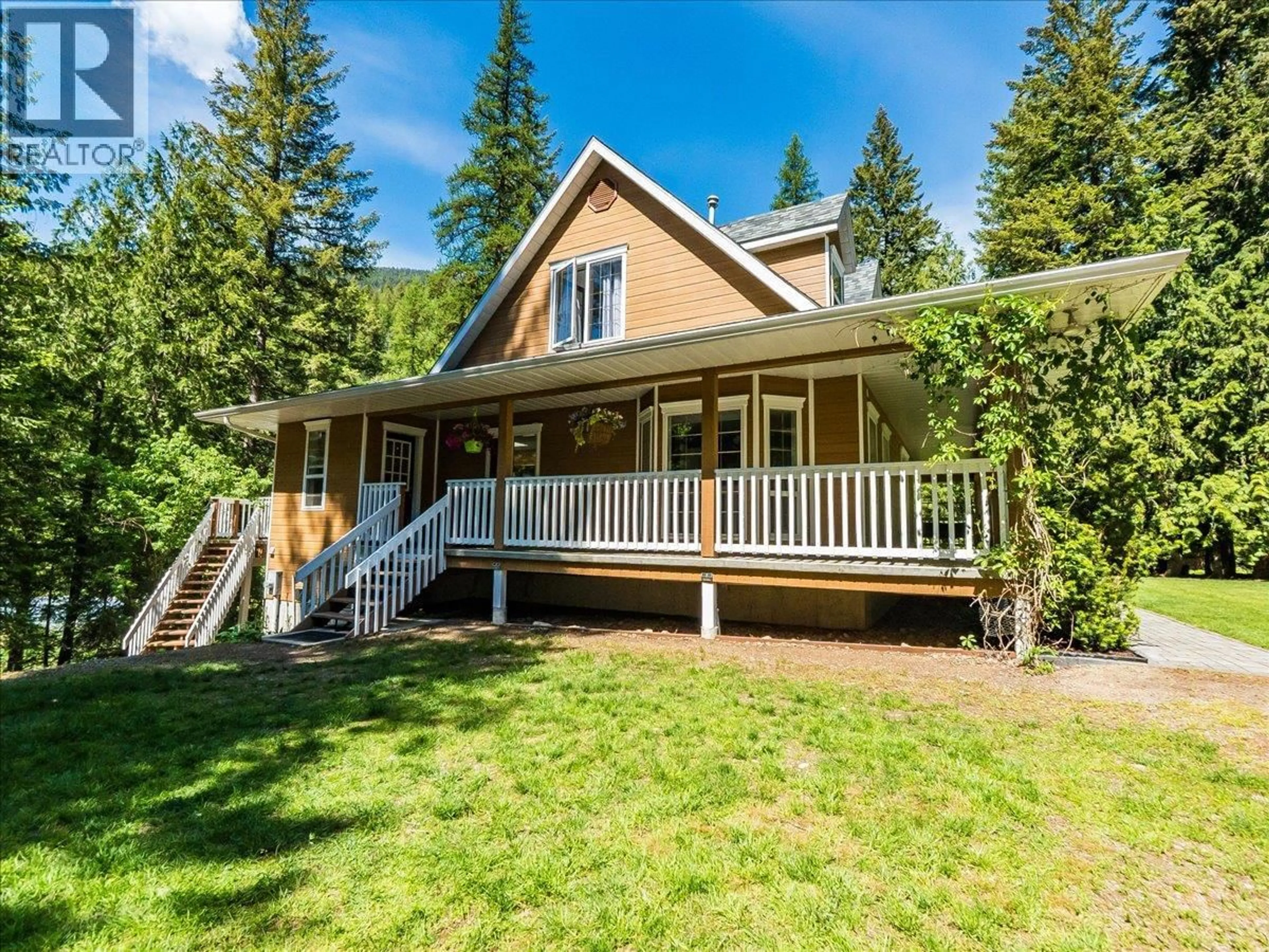 Home with vinyl exterior material, unknown for 2209 JENISA ROAD, Tarrys British Columbia V1N4P1