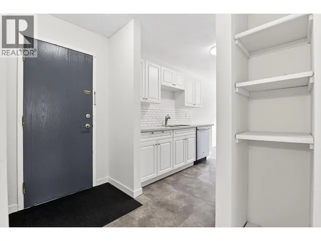 108 - 625 ROWCLIFFE AVENUE, Kelowna 3