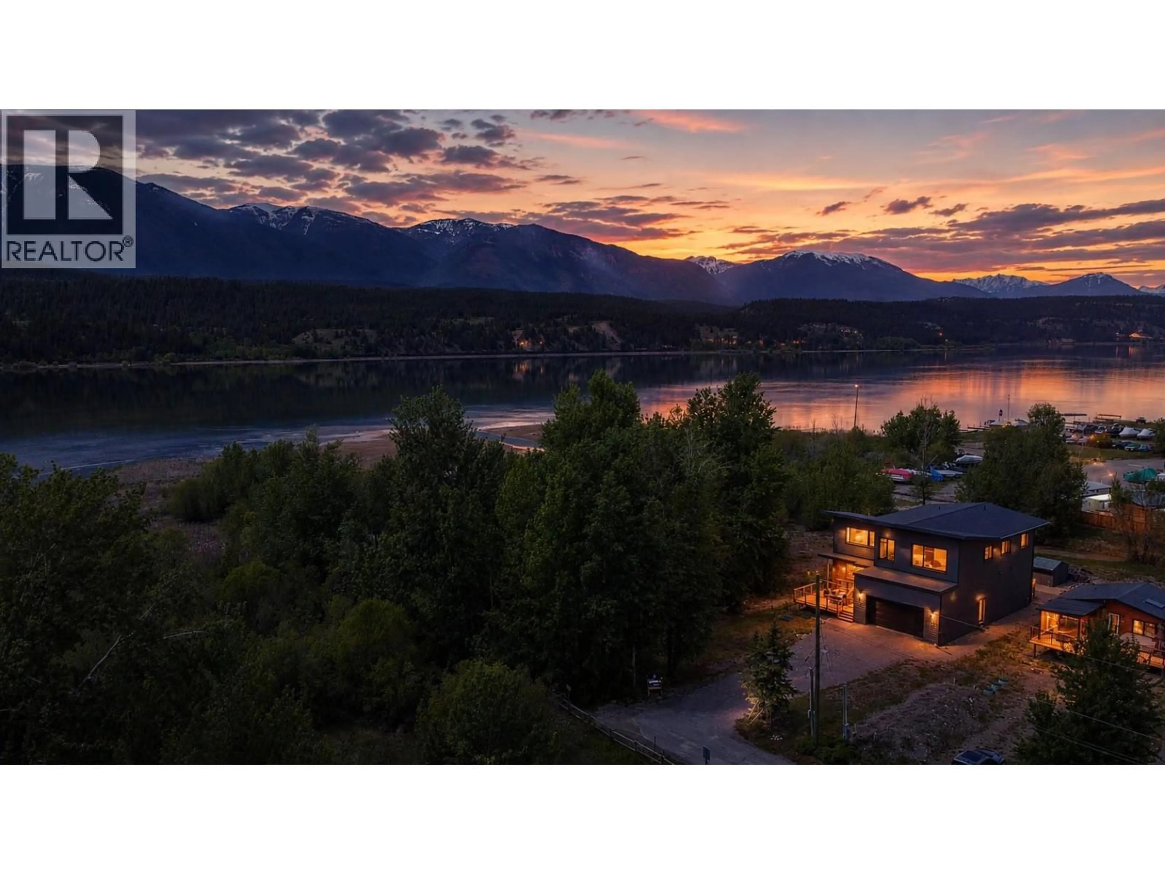 A pic from outside/outdoor area/front of a property/back of a property/a pic from drone, water/lake/river/ocean view for 4615 ROWAN STREET, Windermere British Columbia V0B2L2