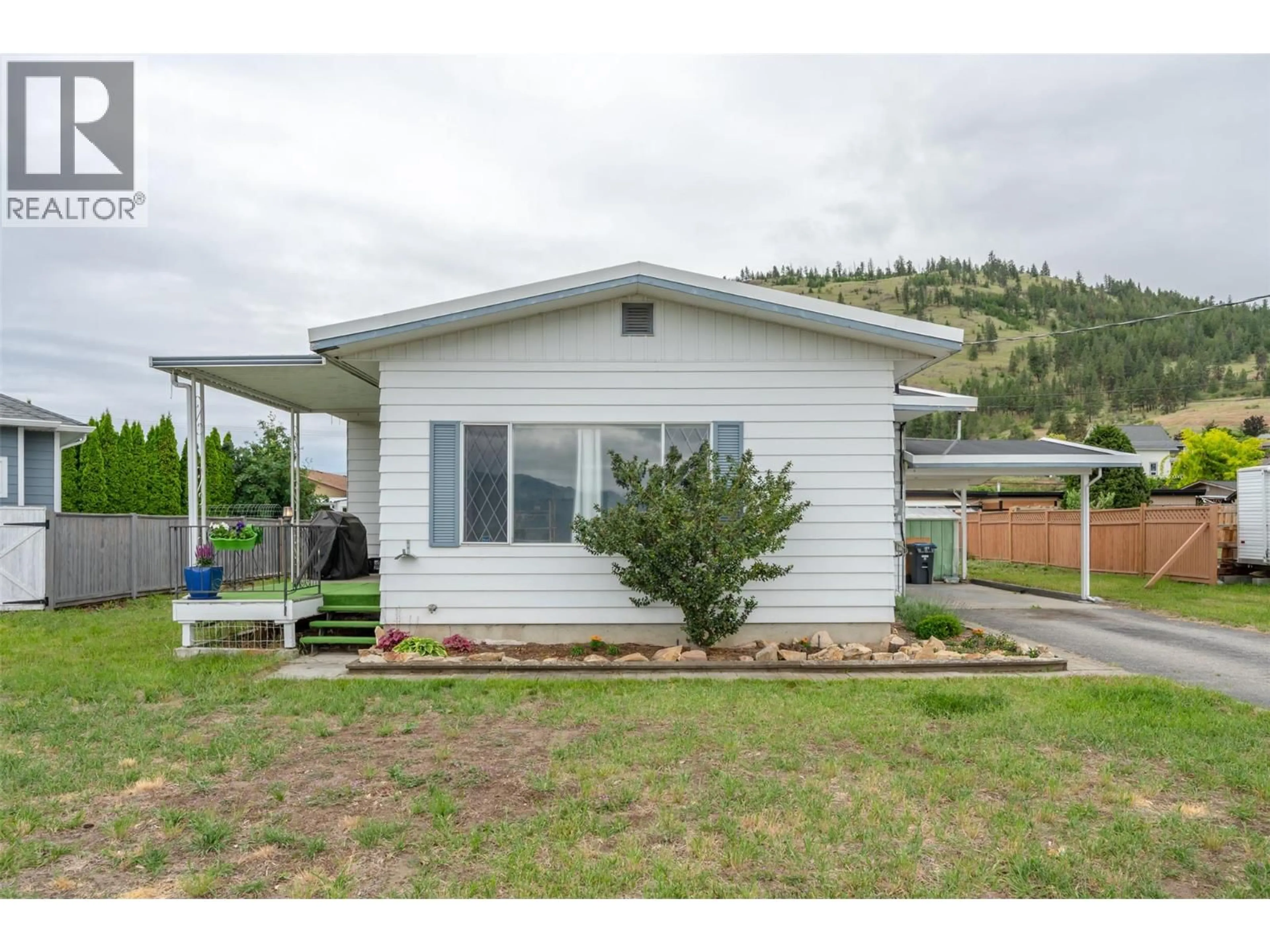 Home with vinyl exterior material, unknown for 7503 HOWIS CRESCENT, Summerland British Columbia V0H1Z4