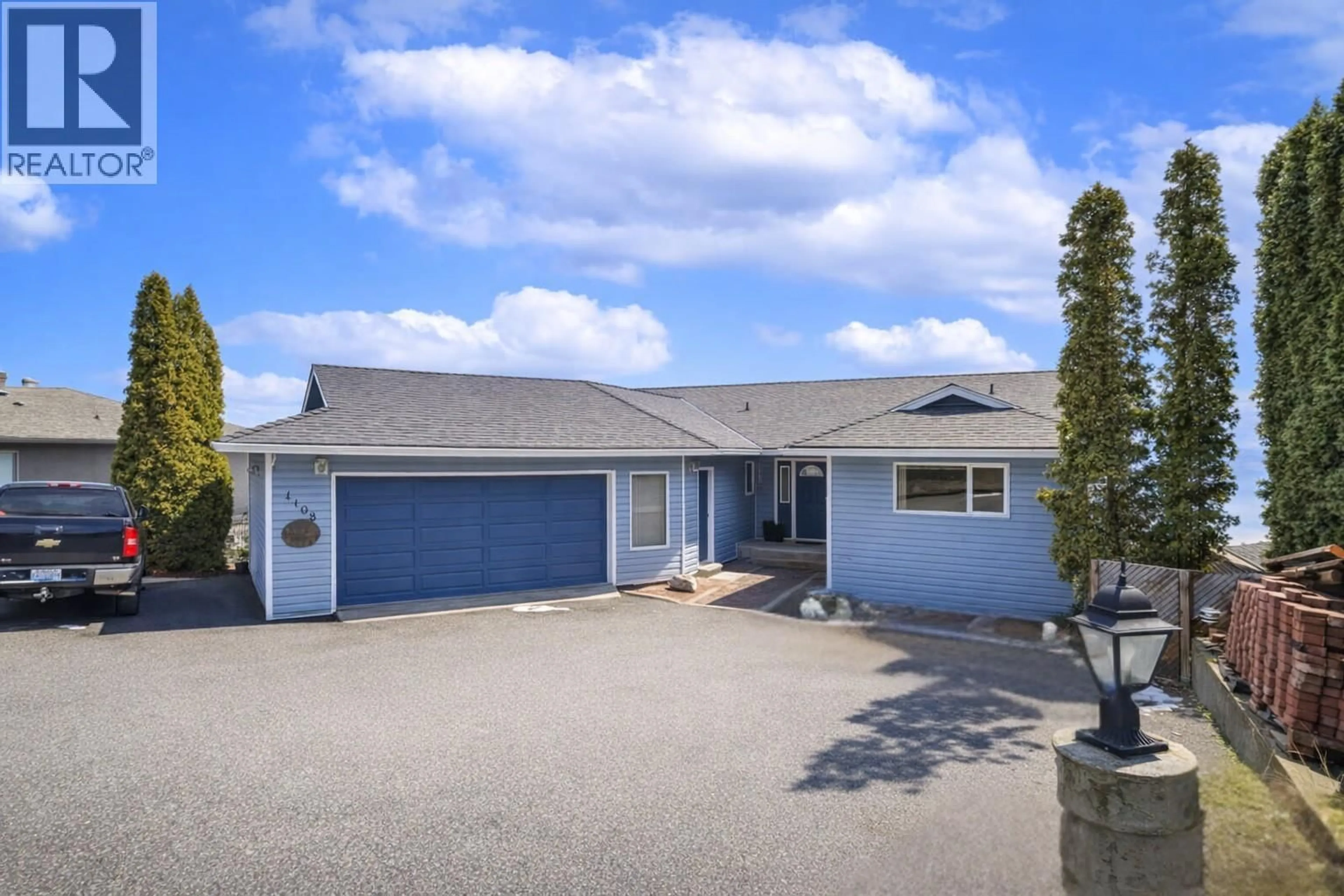 Unknown for 1108 MENU ROAD, West Kelowna British Columbia V1Z2J5