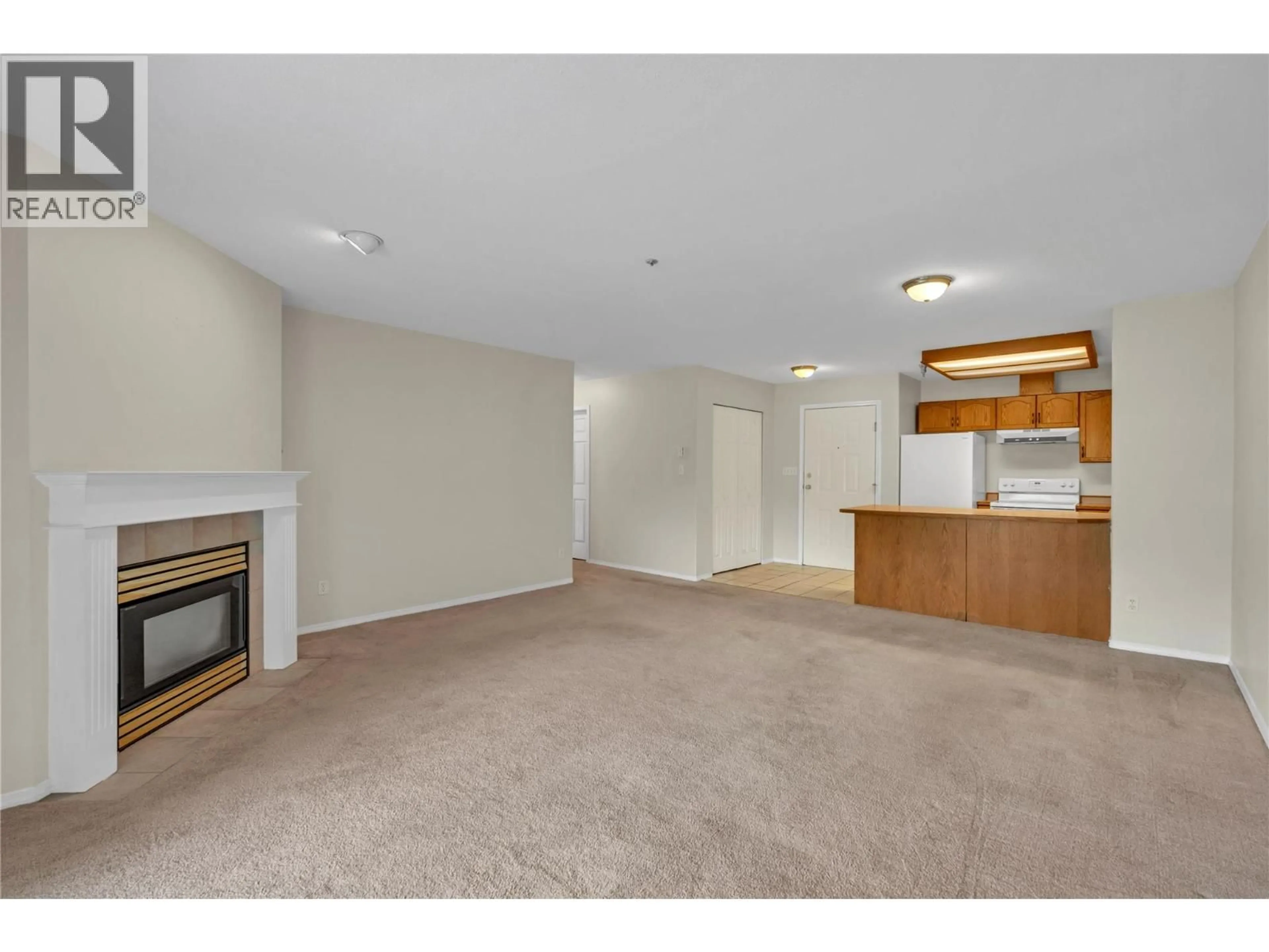 Unknown for 306 - 3310 SKAHA LAKE ROAD, Penticton British Columbia V2A6G4