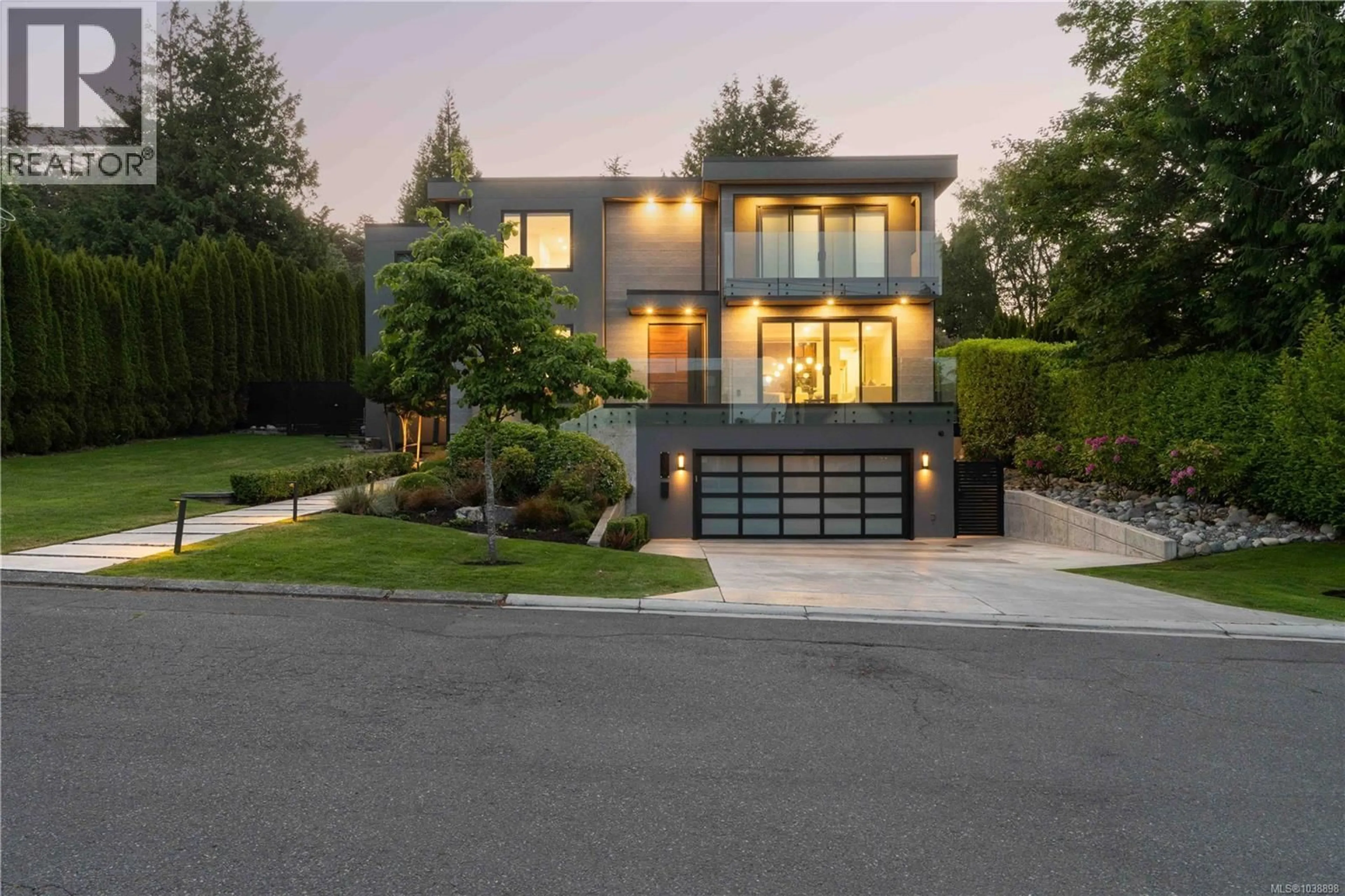 Home with brick exterior material, street for 374 SUNSET AVENUE, Oak Bay British Columbia V8S4L2