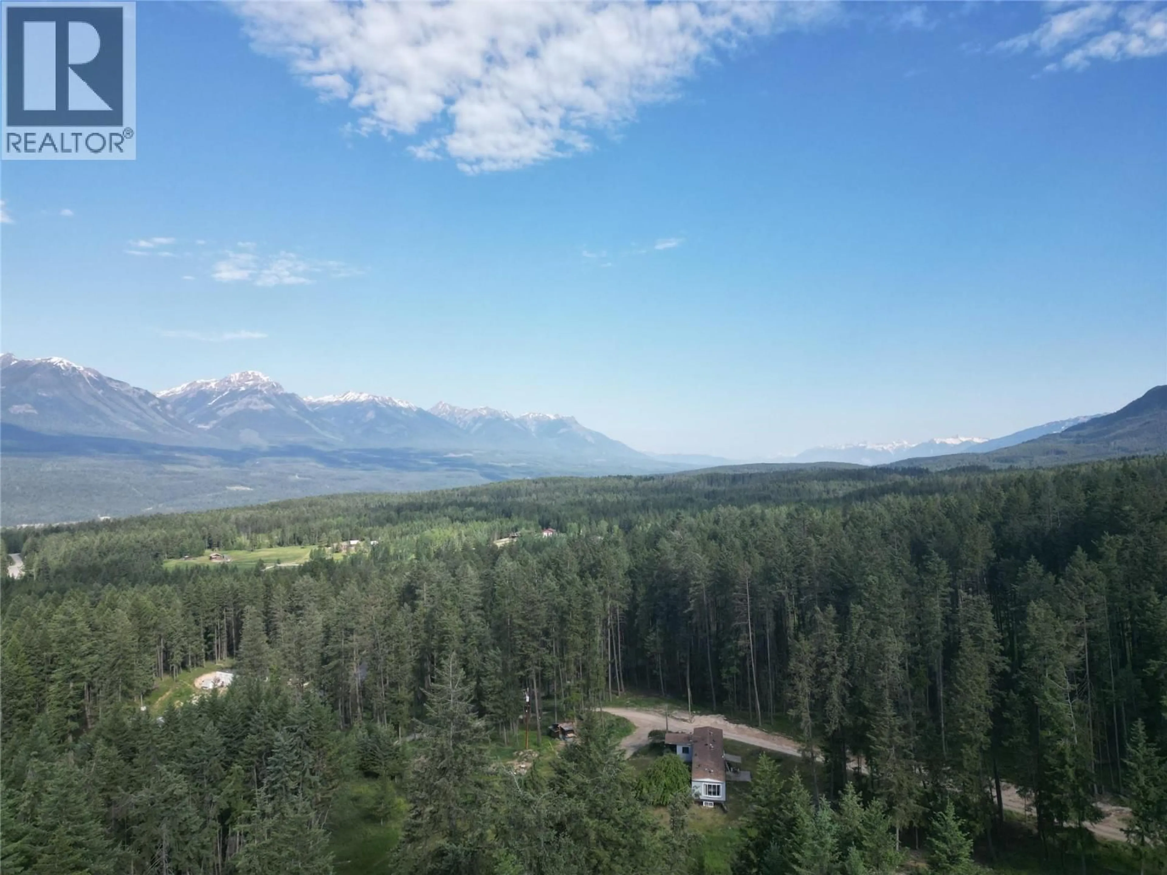 A pic from outside/outdoor area/front of a property/back of a property/a pic from drone, mountain view for 601 LAPP ROAD, Golden British Columbia V0A1H3