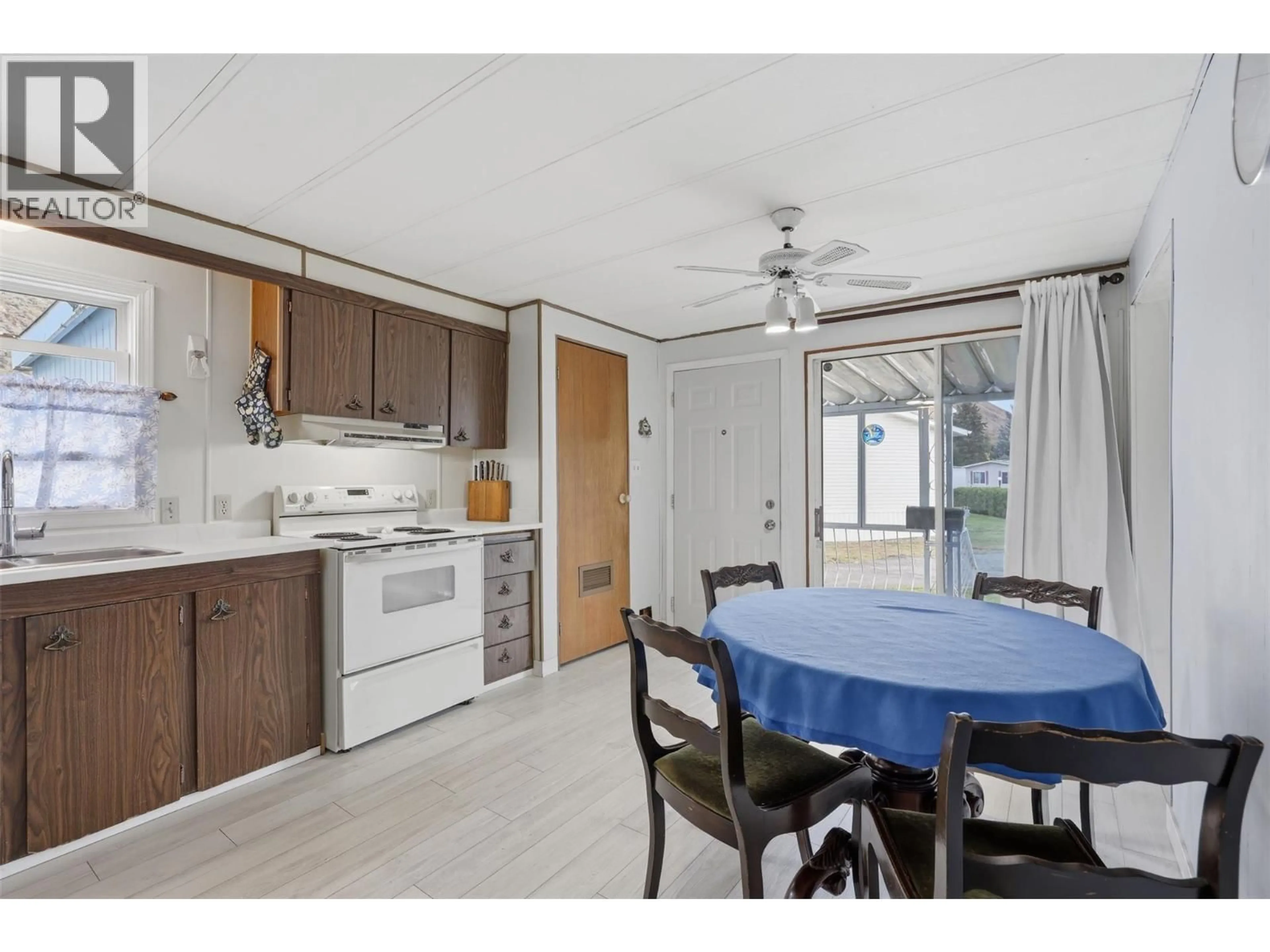 Unknown for 32 - 2401 ORD ROAD, Kamloops British Columbia V2B7V8