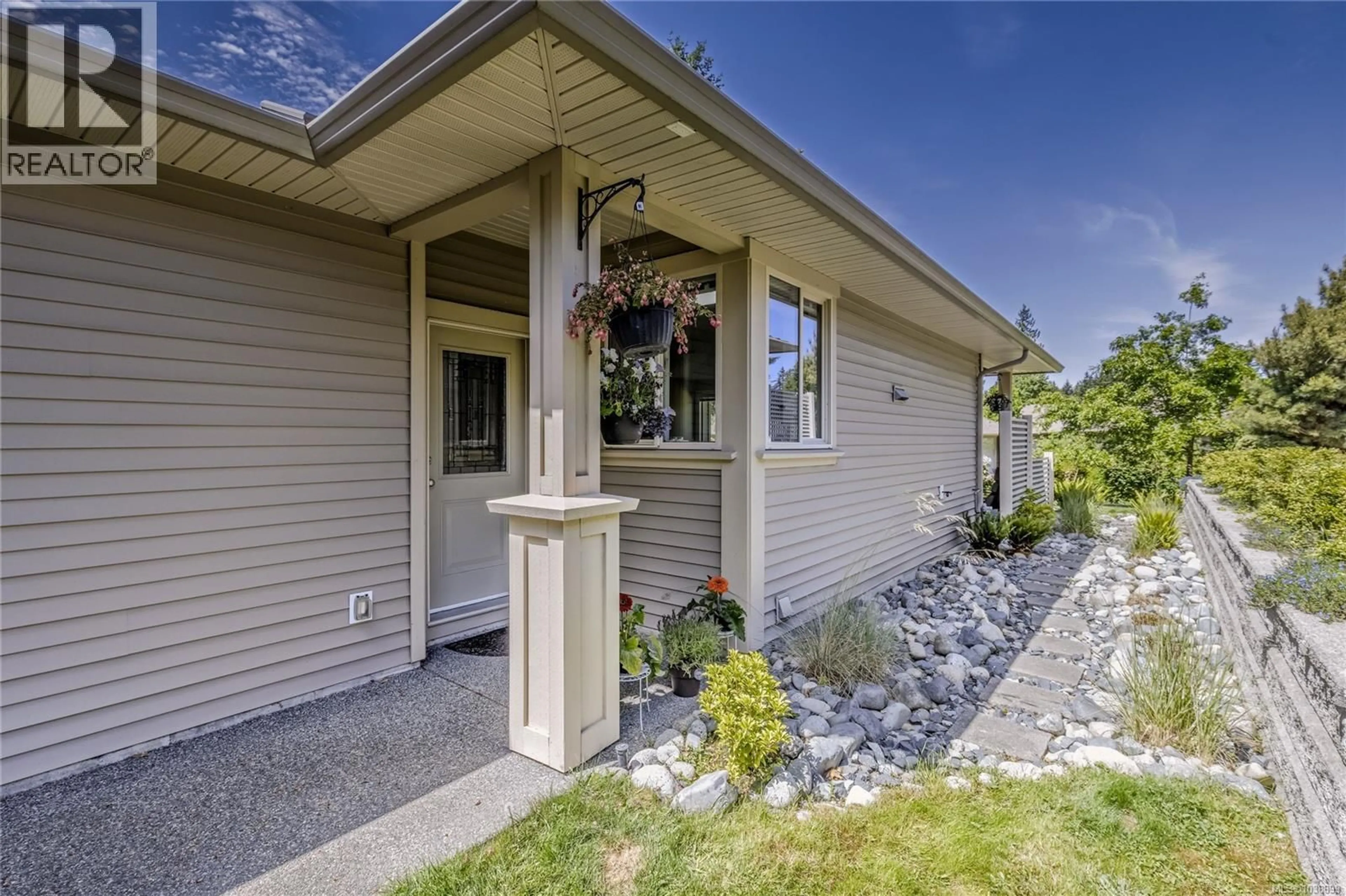 Unknown for 102 - 4466 STONEBRIDGE PLACE, Nanaimo British Columbia V9T0E6