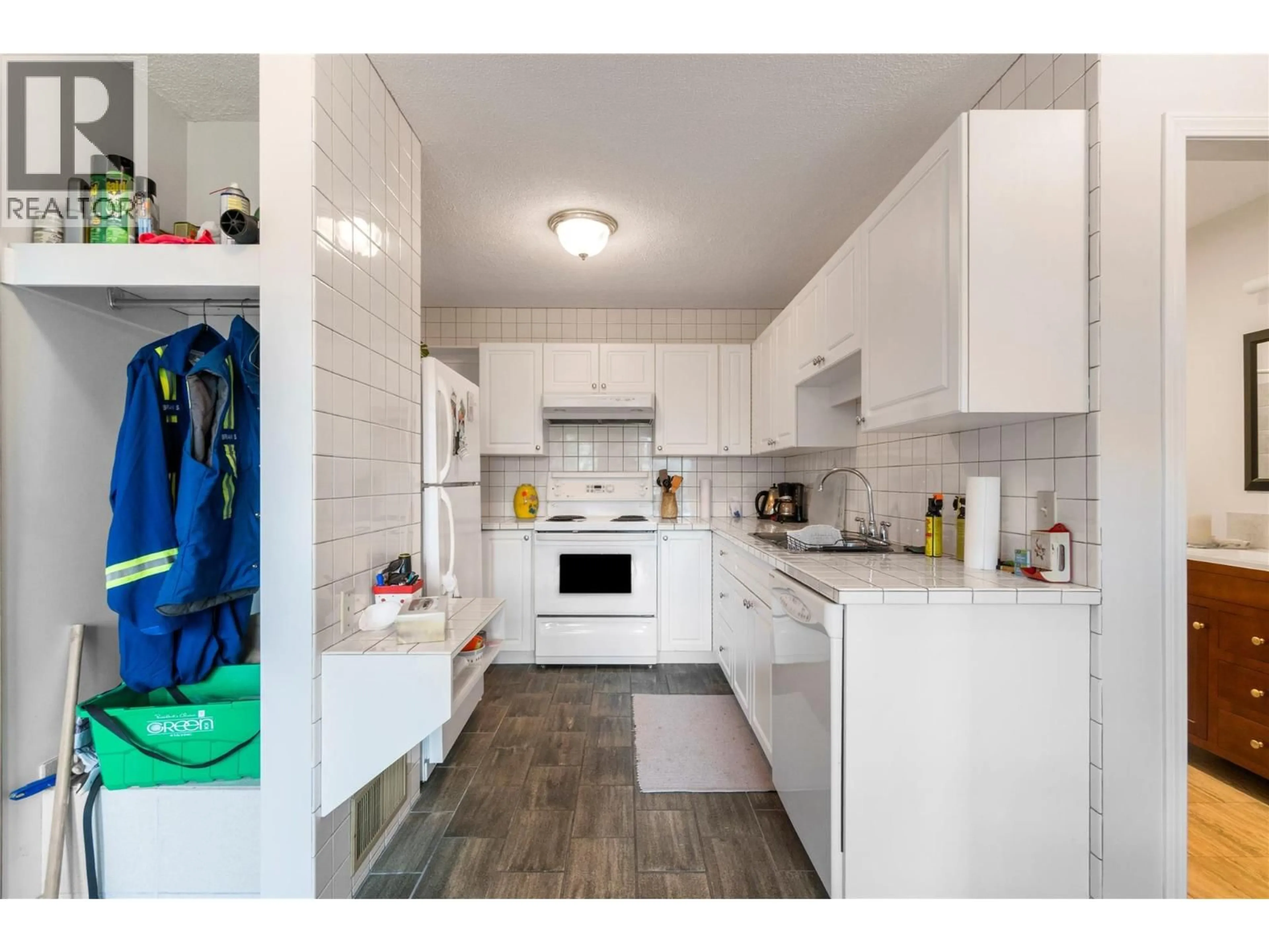 Unknown for 7256 ESTATE DRIVE, Anglemont British Columbia V0E1M8