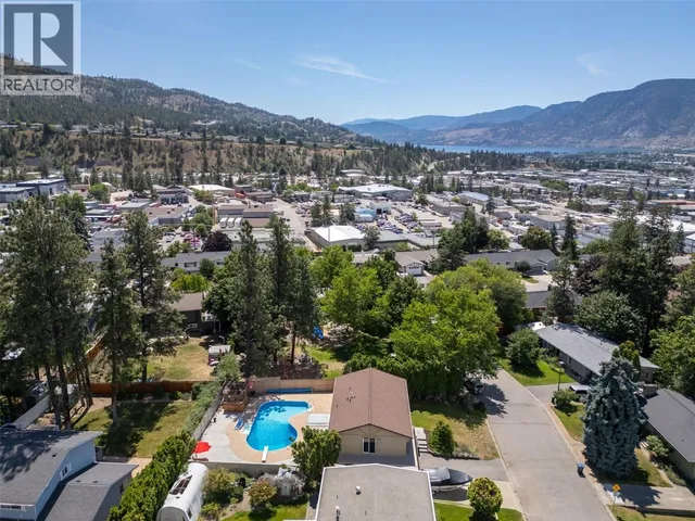 186 DUNANT CRESCENT, Penticton 3