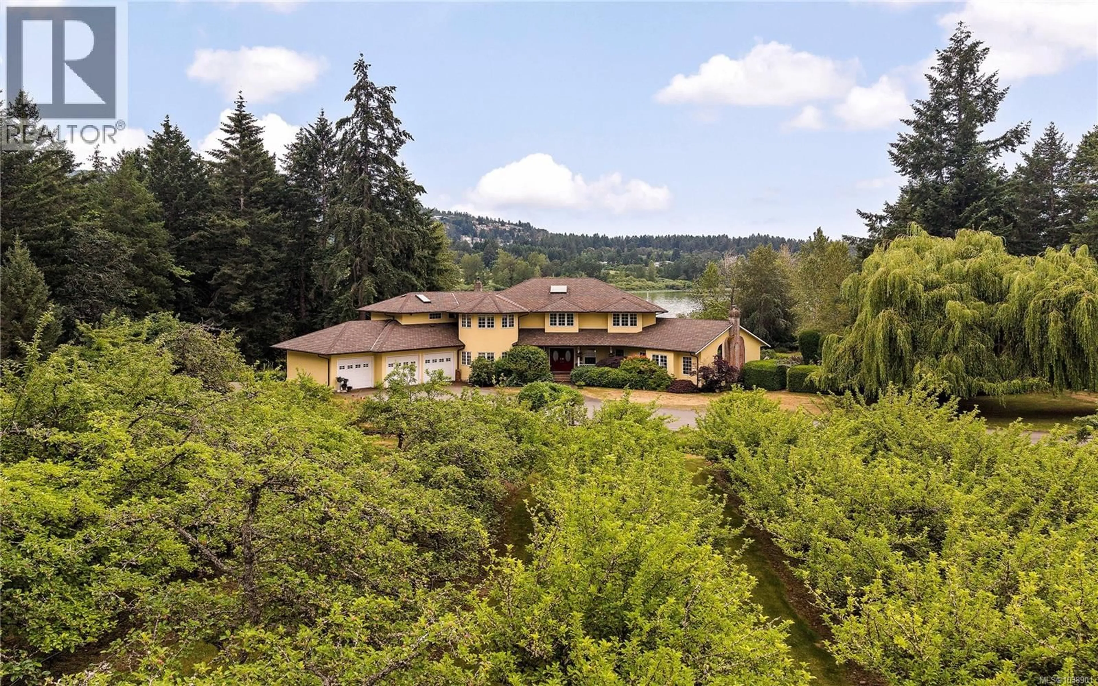 A pic from outside/outdoor area/front of a property/back of a property/a pic from drone, mountain view for 1662 STAMPS ROAD, Duncan British Columbia V9L5W2