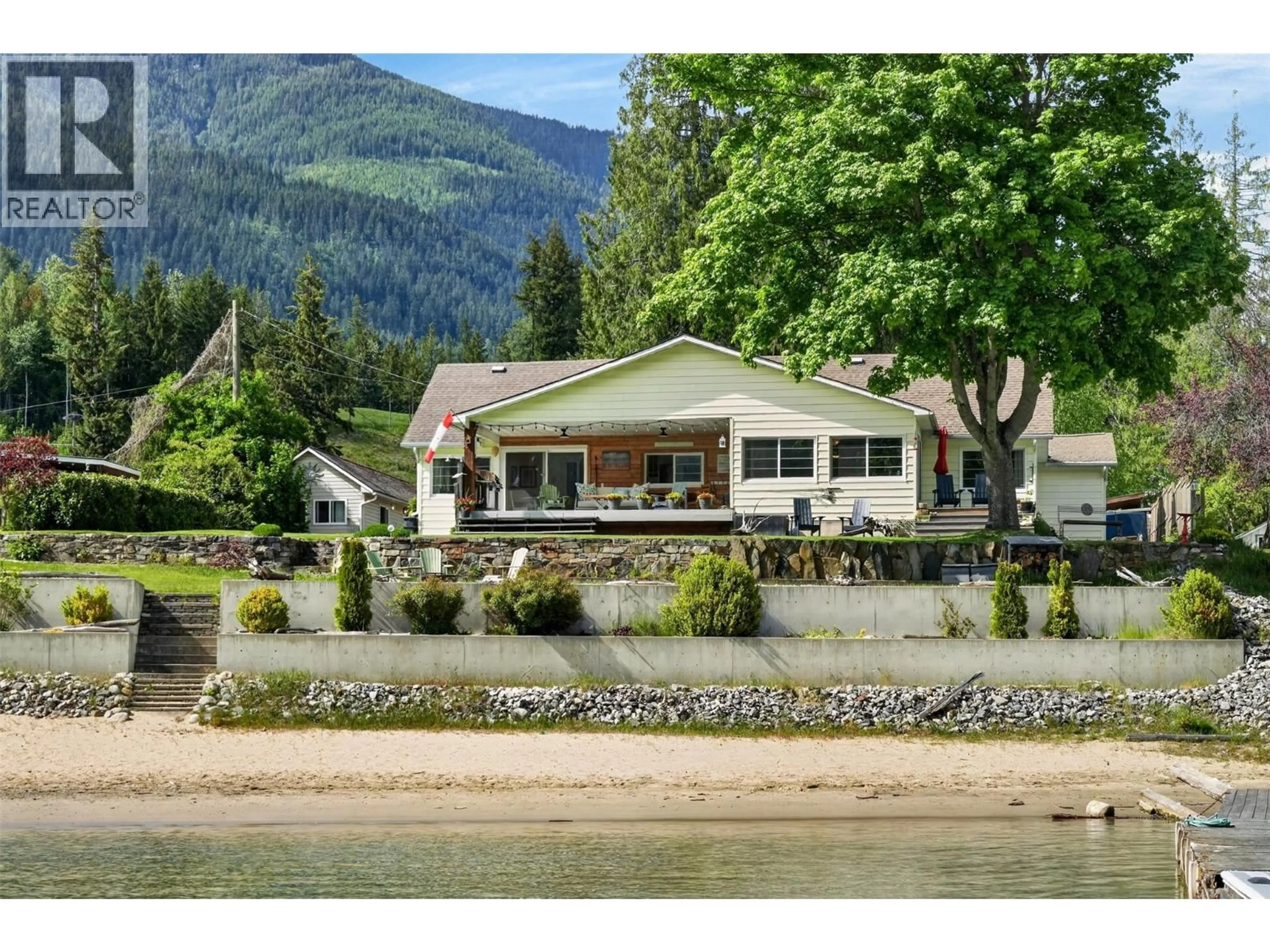 A pic from outside/outdoor area/front of a property/back of a property/a pic from drone, water/lake/river/ocean view for BUSK ROAD, Balfour British Columbia V0G1C0