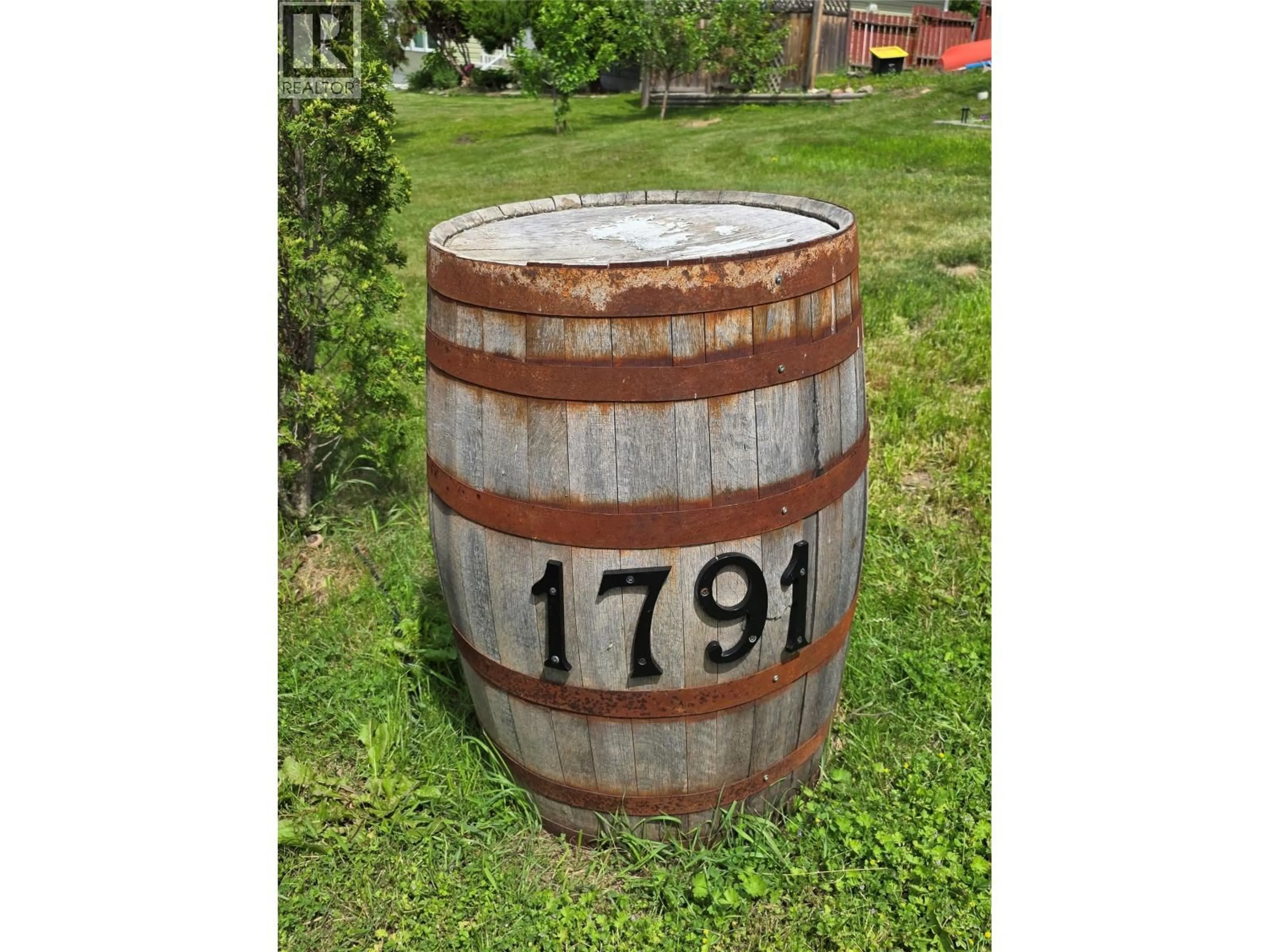 Shed for 1791 27 AVENUE NORTHEAST, Salmon Arm British Columbia V1E3X5