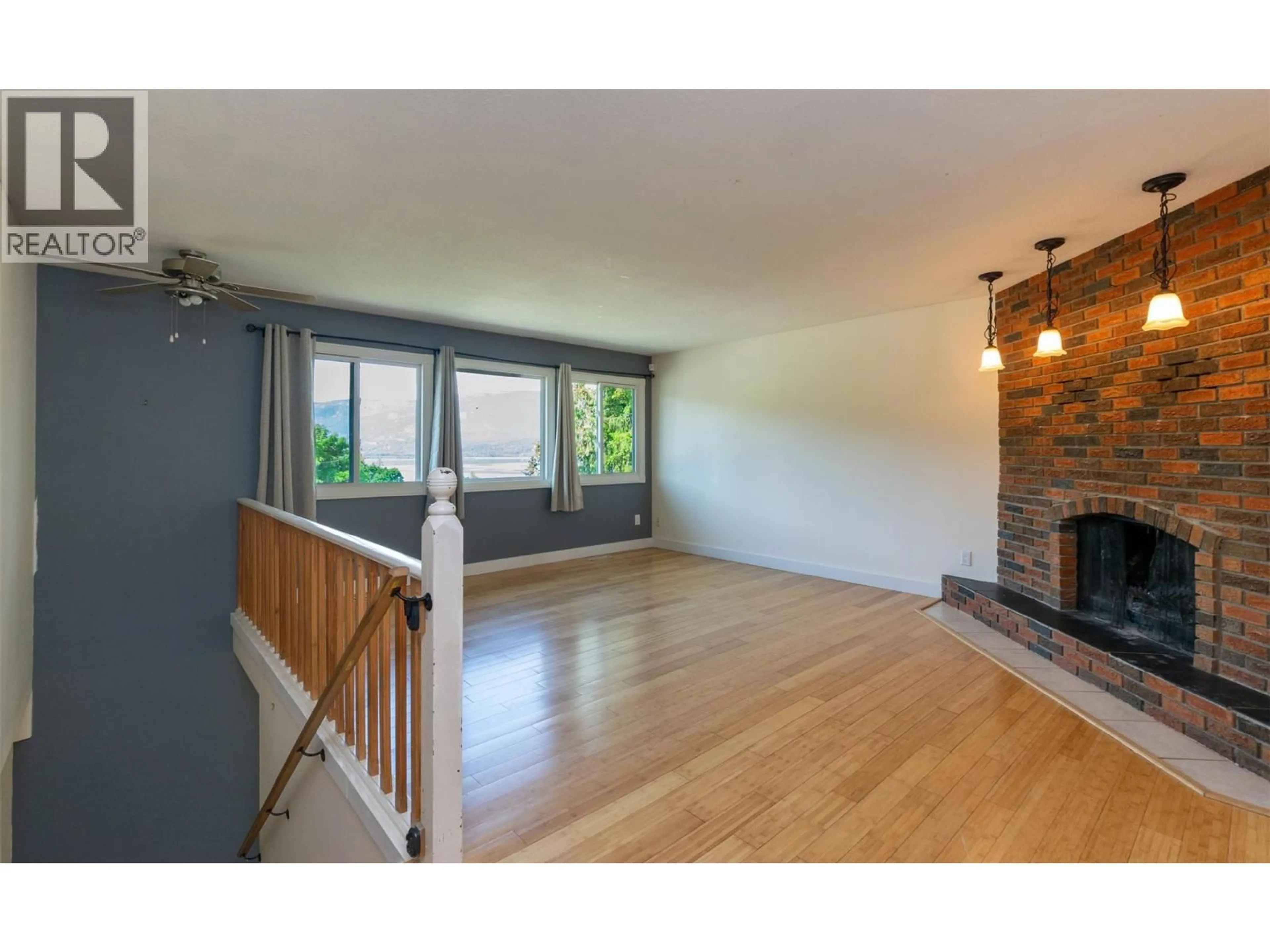 Unknown for 1791 27 AVENUE NORTHEAST, Salmon Arm British Columbia V1E3X5