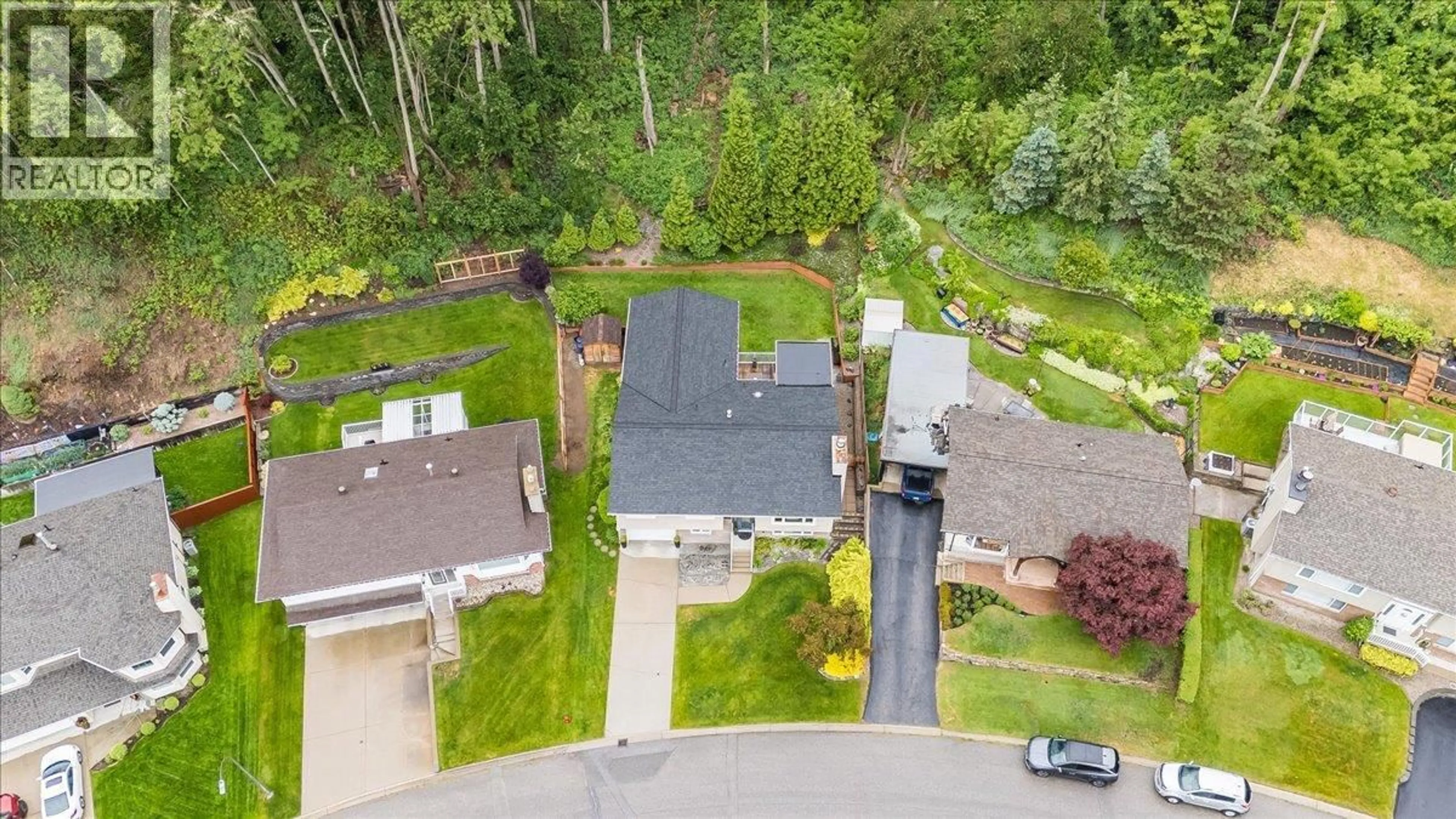 A pic from outside/outdoor area/front of a property/back of a property/a pic from drone, street for 2321 MCBRIDE STREET, Trail British Columbia V1R3A6