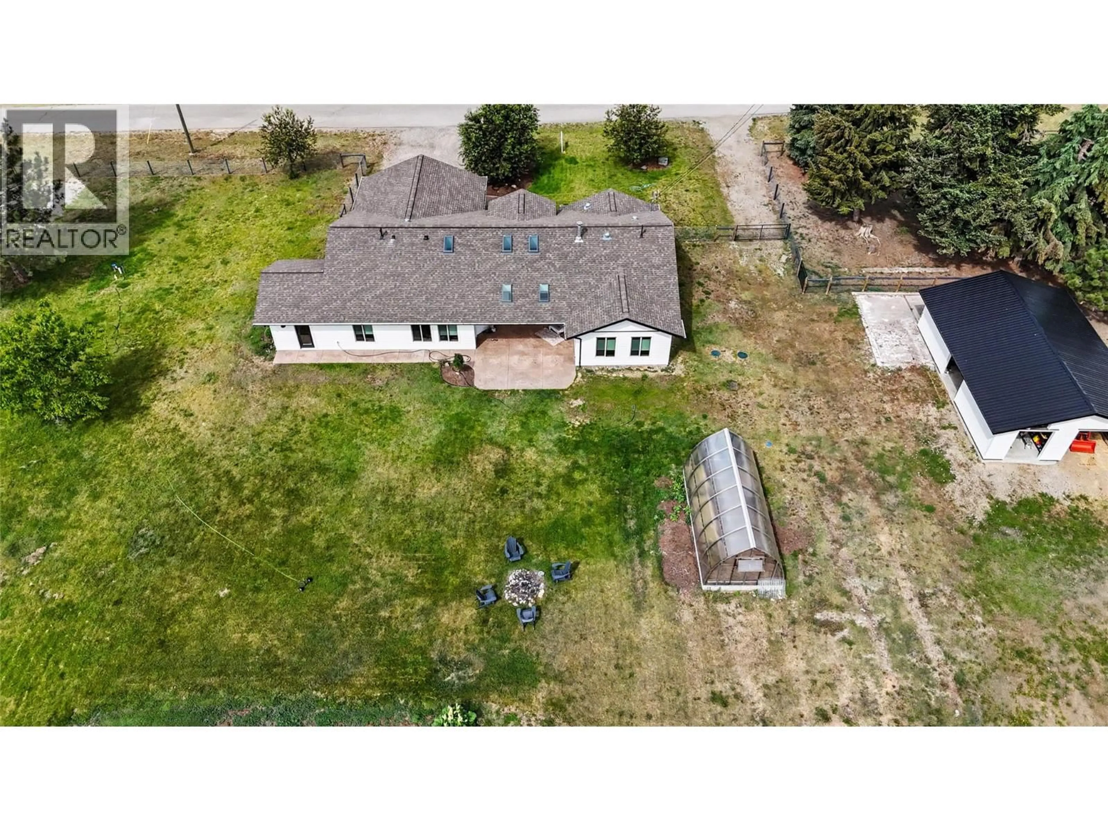A pic from outside/outdoor area/front of a property/back of a property/a pic from drone, building for 8170 PLOTNIKOFF ROAD, Grand Forks British Columbia V0H1H2