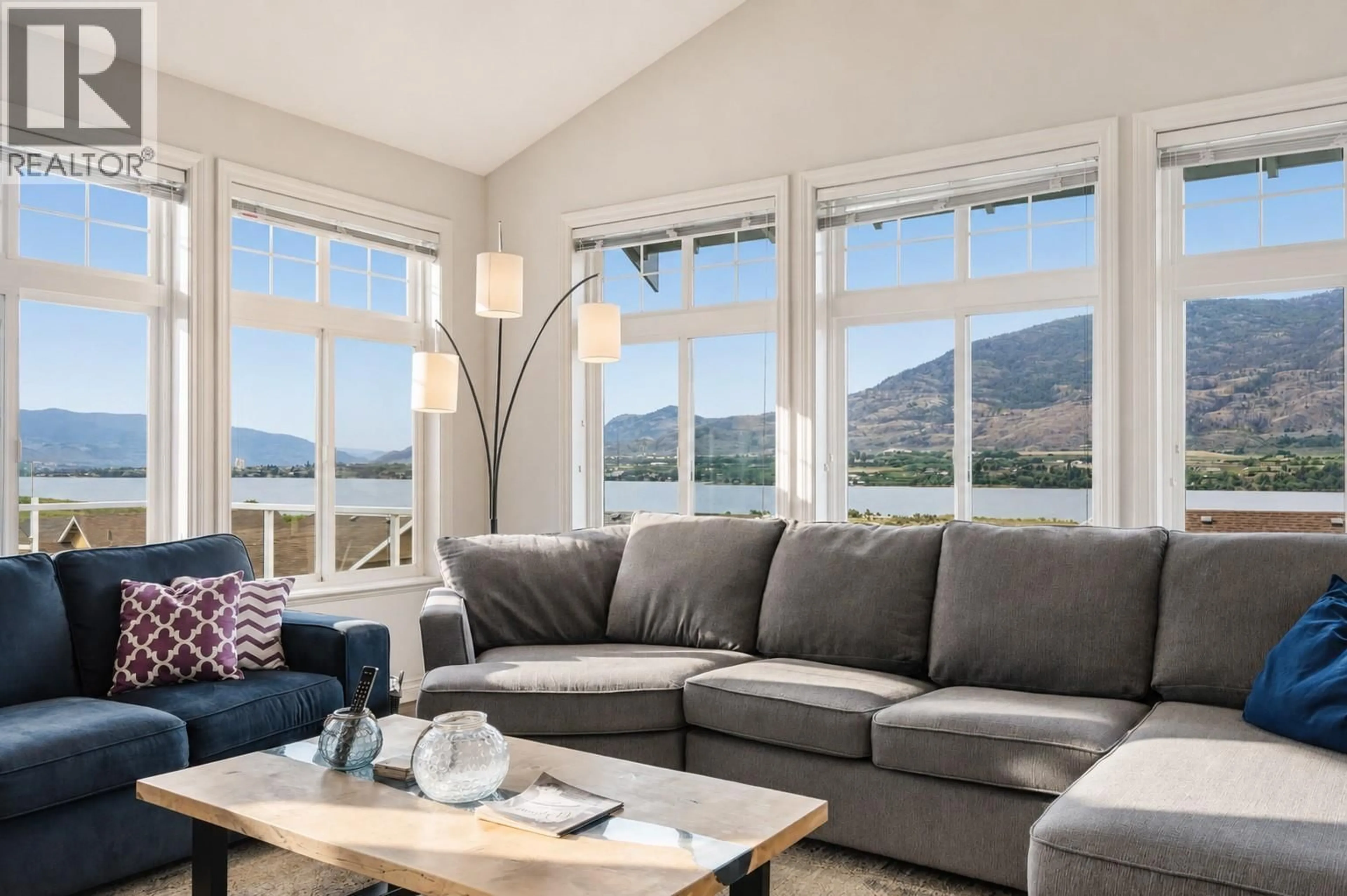 Living room with furniture, unknown for 271 - 2450 RADIO TOWER ROAD, Oliver British Columbia V0H1T1