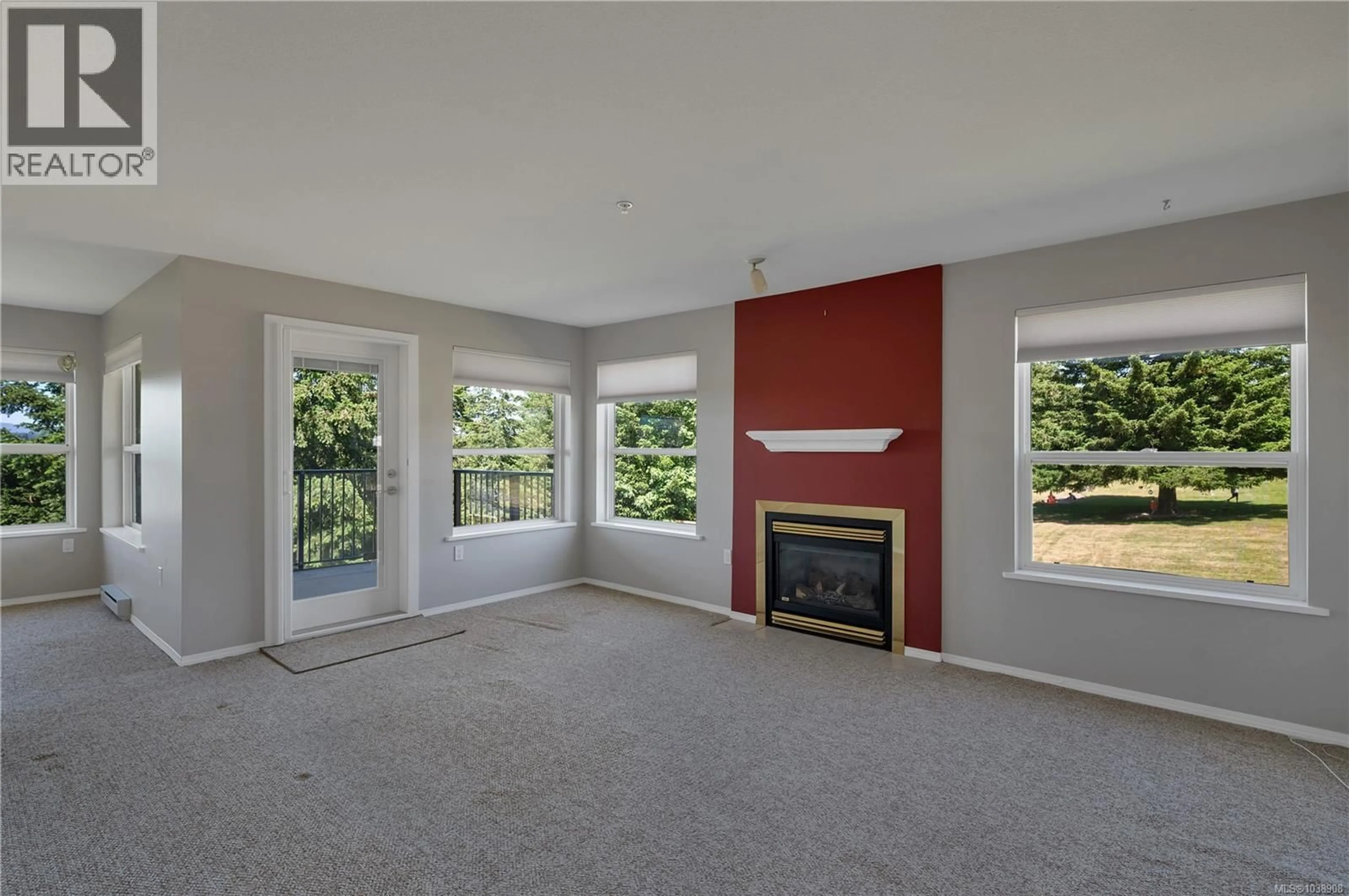 Unknown for 214 - 280 DOGWOOD STREET SOUTH, Campbell River British Columbia V9W6Y7