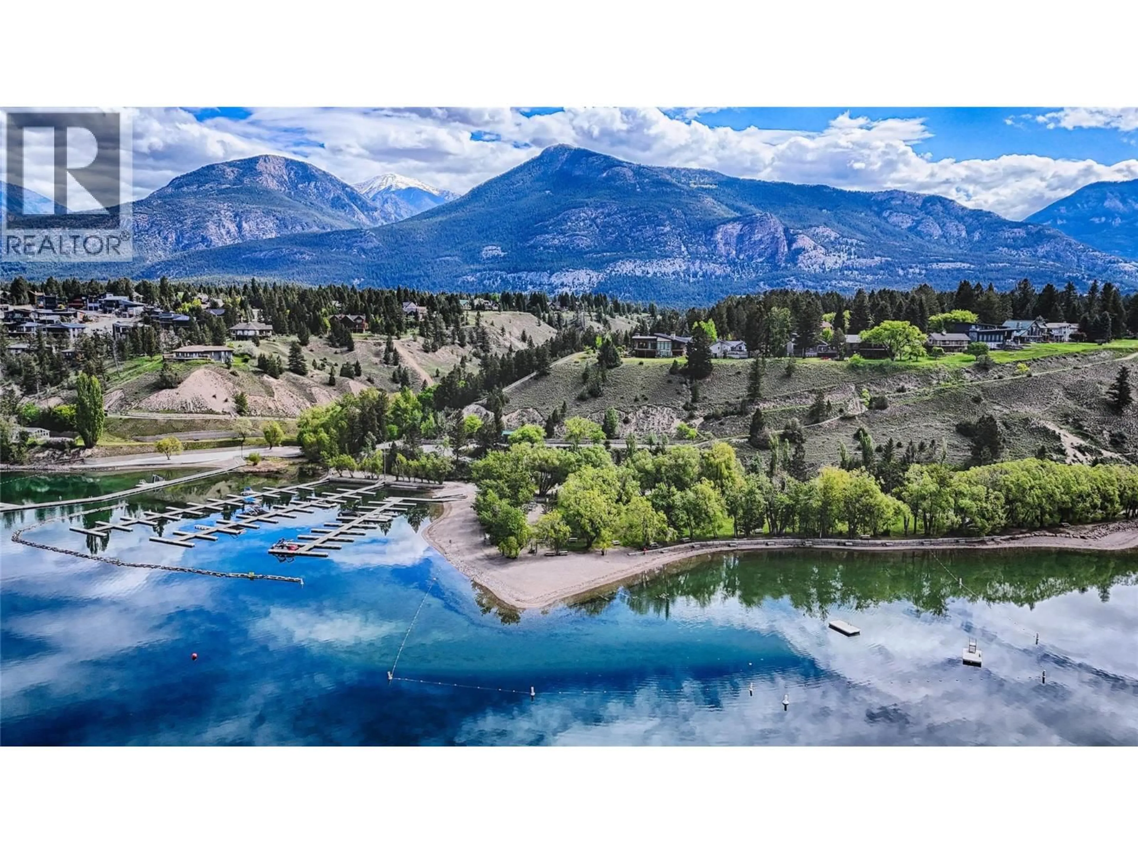 Unknown for 1067 TIMBERHILL PLACE, Windermere British Columbia V0A1K3