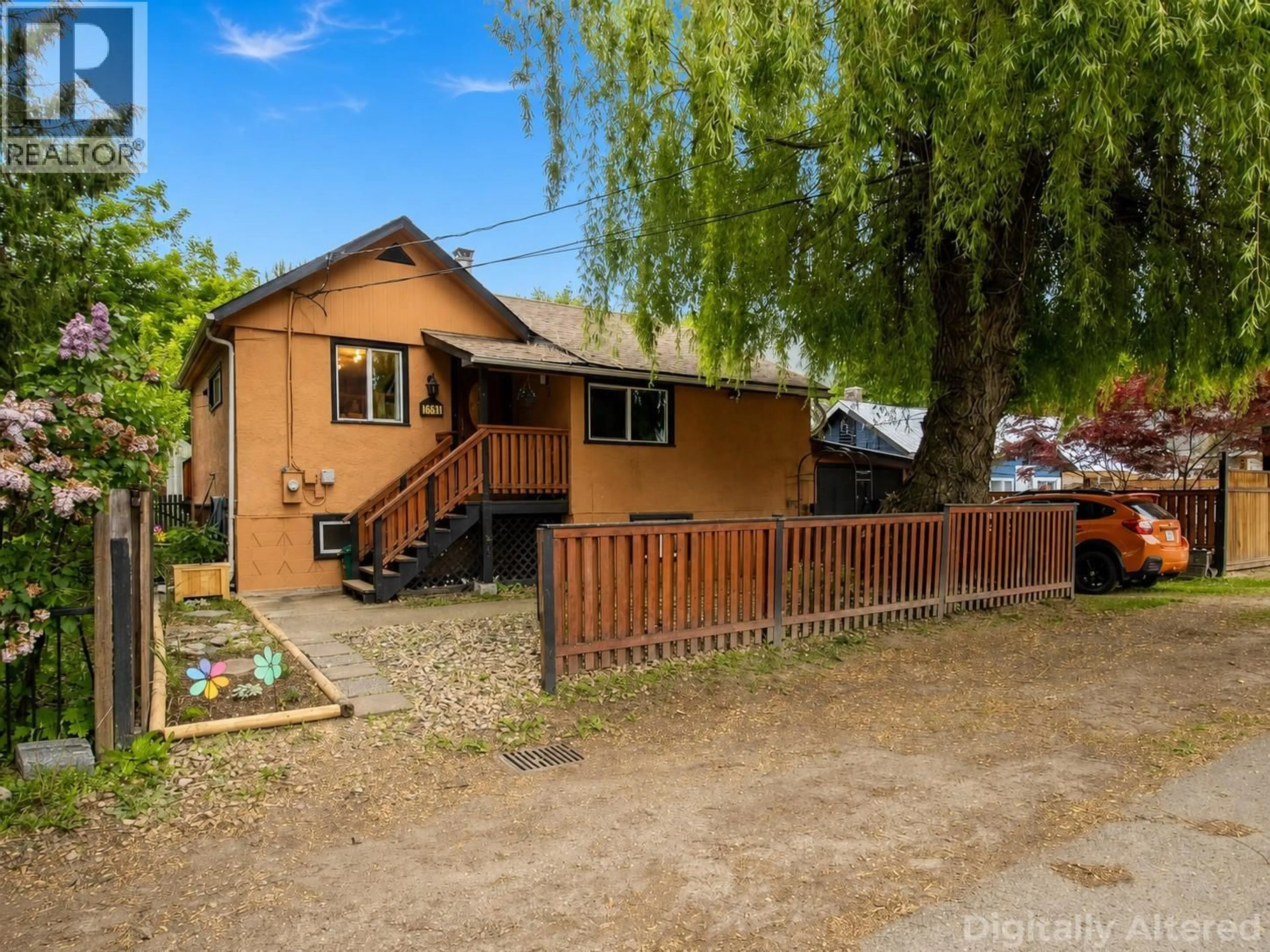 A pic from outside/outdoor area/front of a property/back of a property/a pic from drone, street for 7310 51 STREET NORTHEAST, Salmon Arm British Columbia V0E1K0