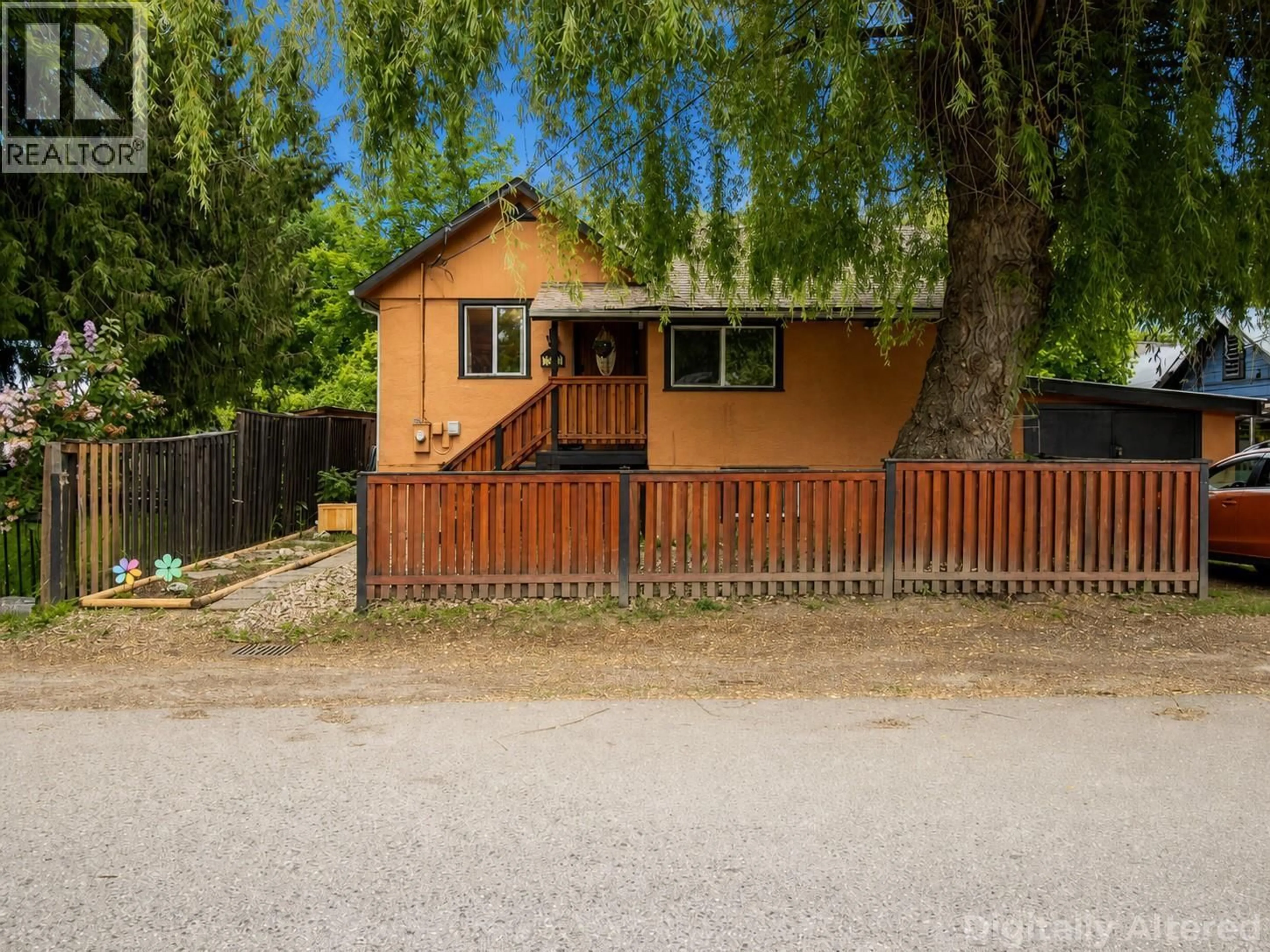 A pic from outside/outdoor area/front of a property/back of a property/a pic from drone, street for 7310 51 STREET NORTHEAST, Salmon Arm British Columbia V0E1K0
