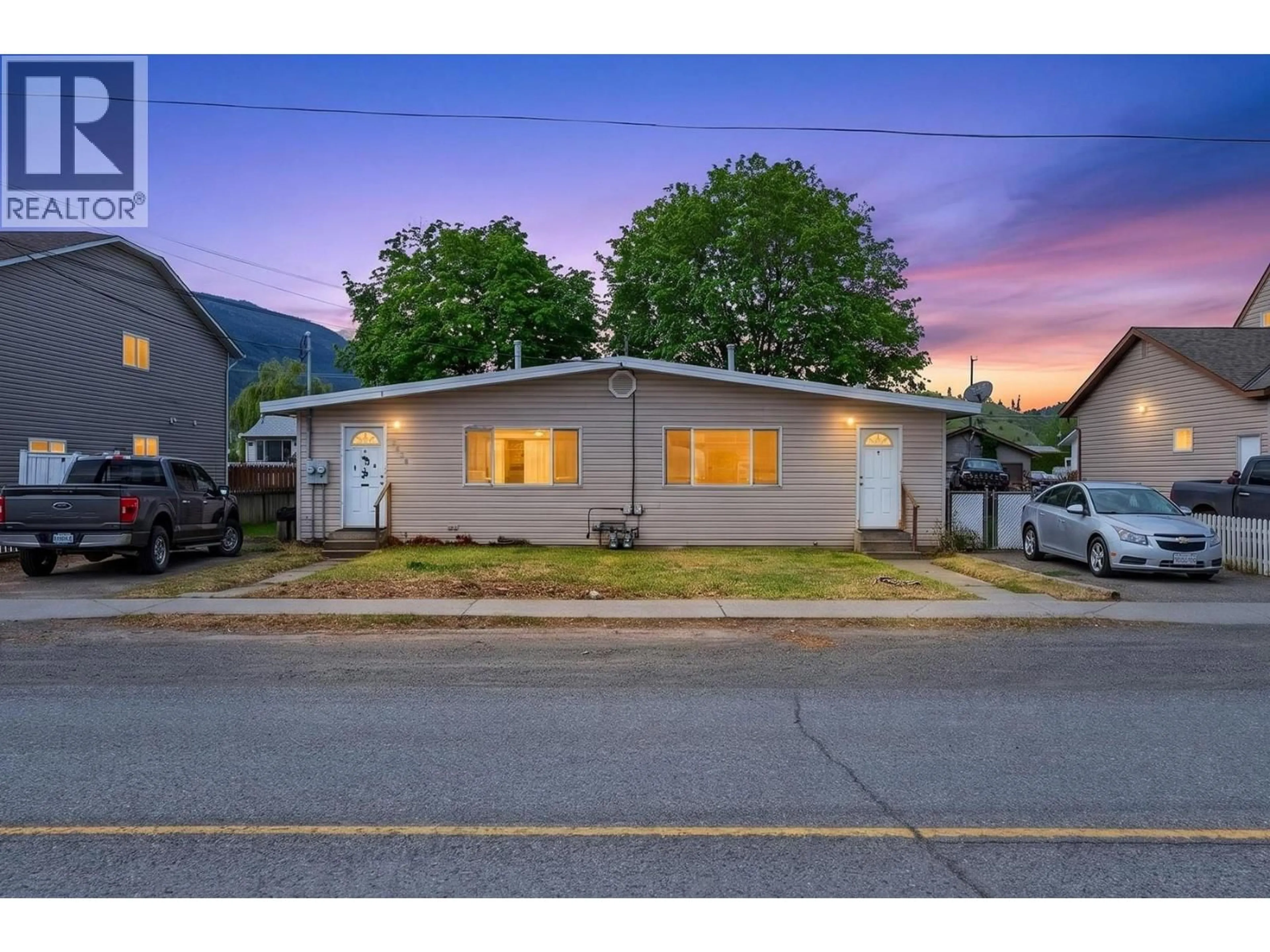 A pic from outside/outdoor area/front of a property/back of a property/a pic from drone, street for 2638 CLAPPERTON AVENUE, Merritt British Columbia V1K1B3